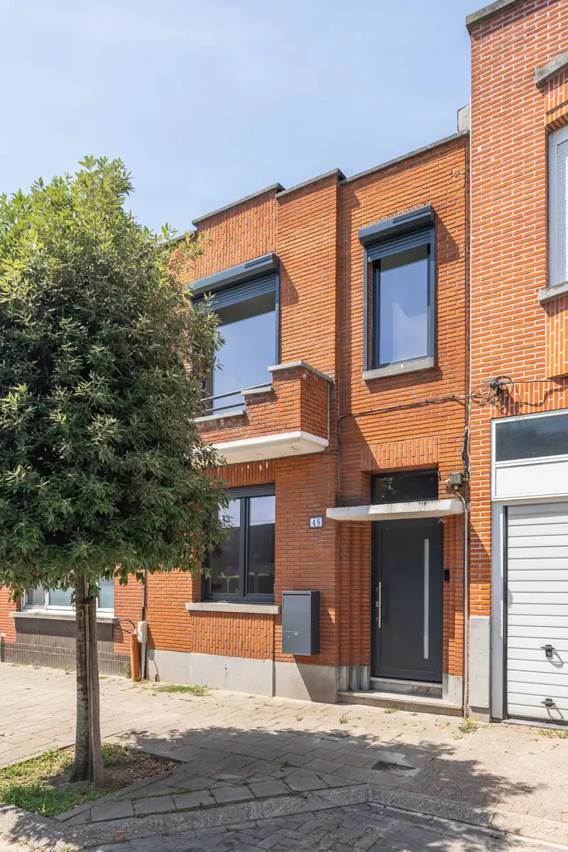 Prachtig in 2025 gerenoveerde woning met alle modern comfort foto 22
