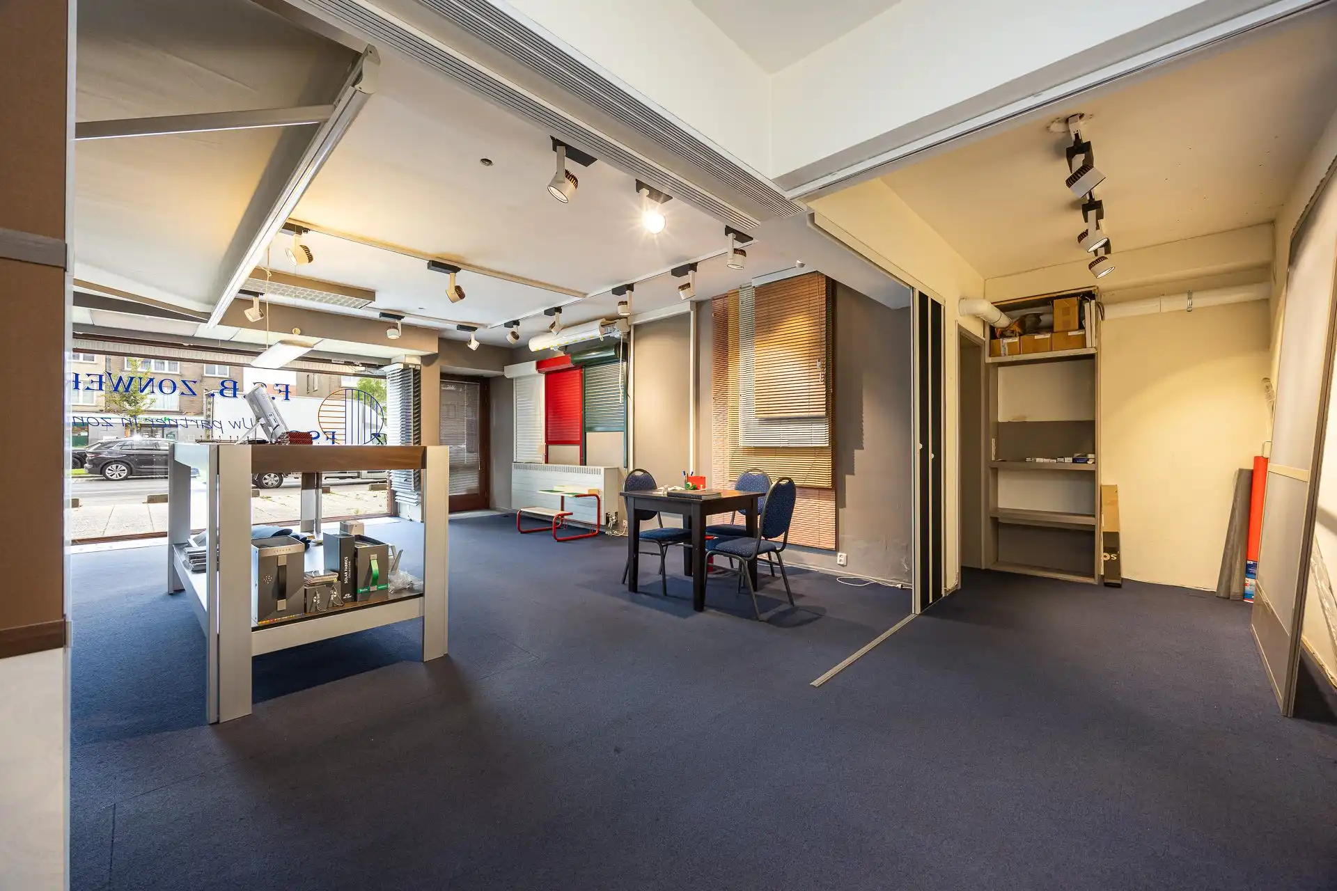 Polyvalente handelszaak op toplocatie in Merksem foto 6