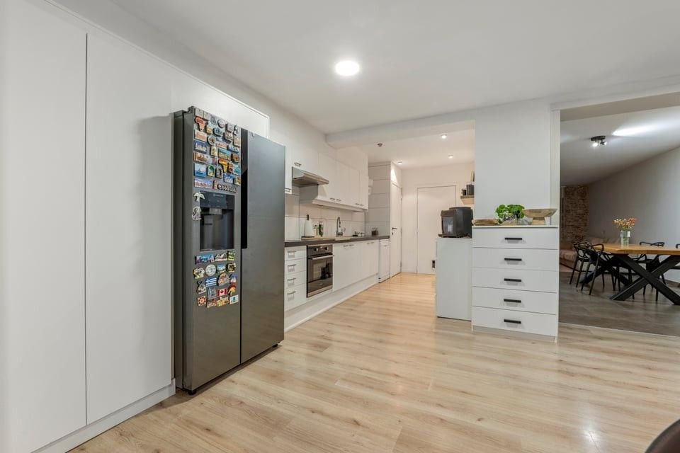 INSTAPKLARE GEZINSWONING MET 4 SLAAPKAMERS EN ZONNIGE TUIN OP TOPLOCATIE foto 11