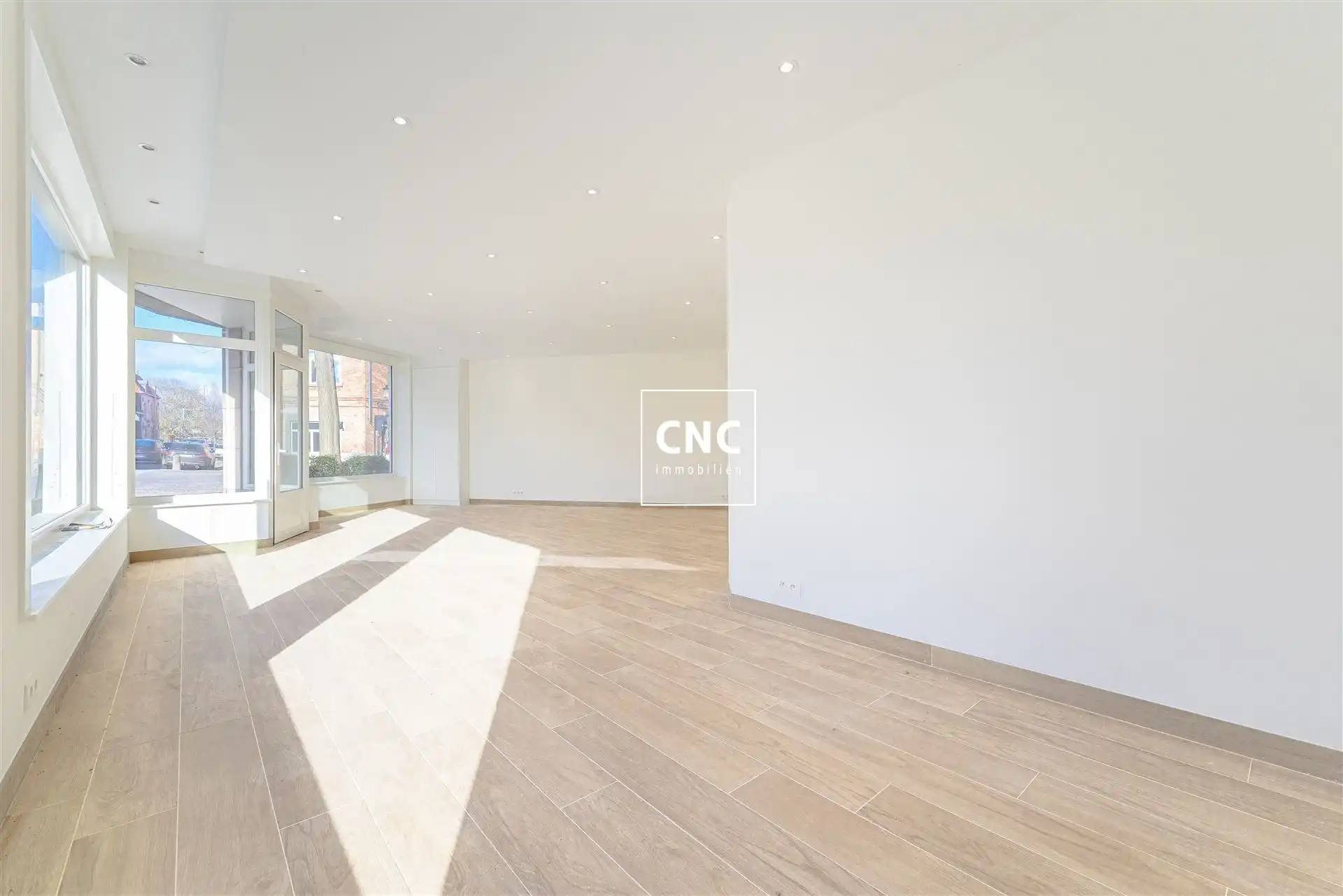 Handelspand met woonst op toplocatie in centrum van Brugge foto 3