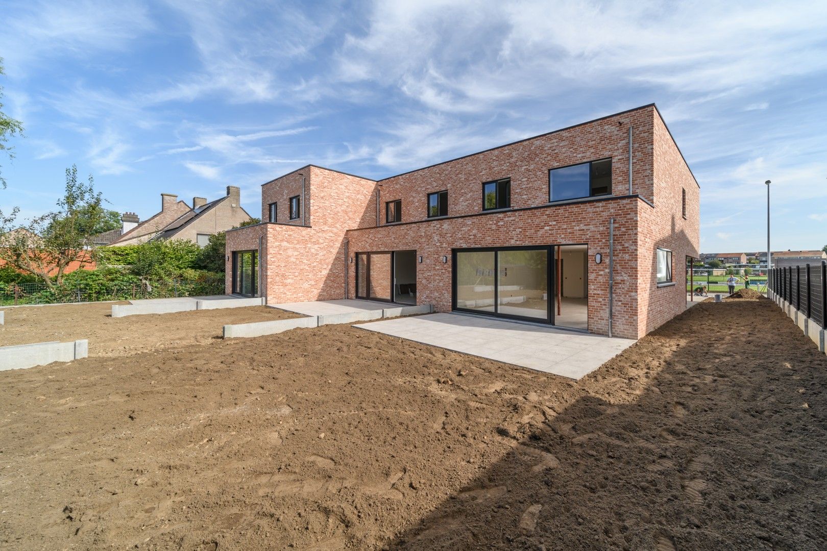 Gesloten nieuwbouwwoning met tuin te Mere foto 16