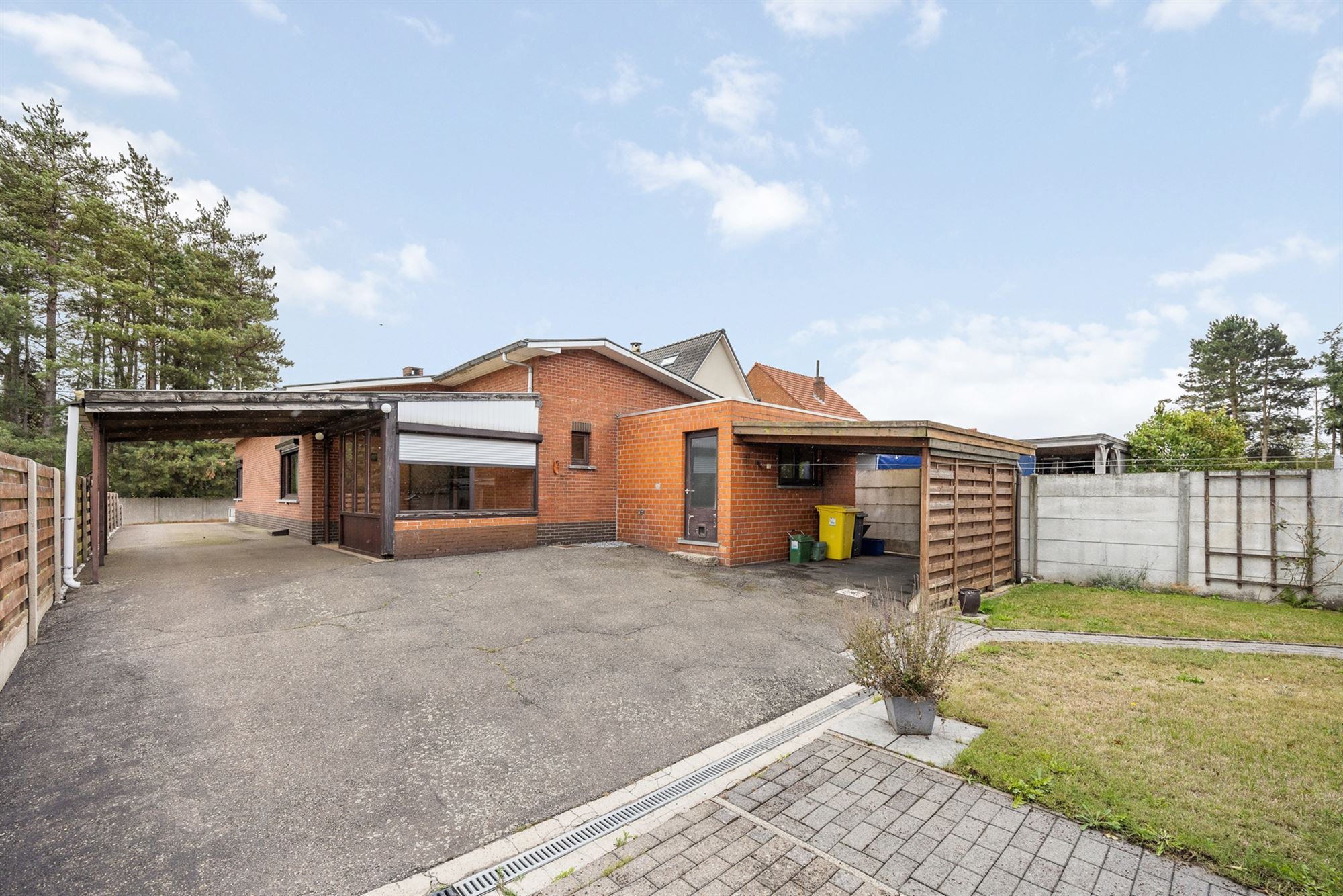 PERFECT ONDERHOUDEN GELIJKVLOERSE WONING OP IDEALE LIGGING foto 19