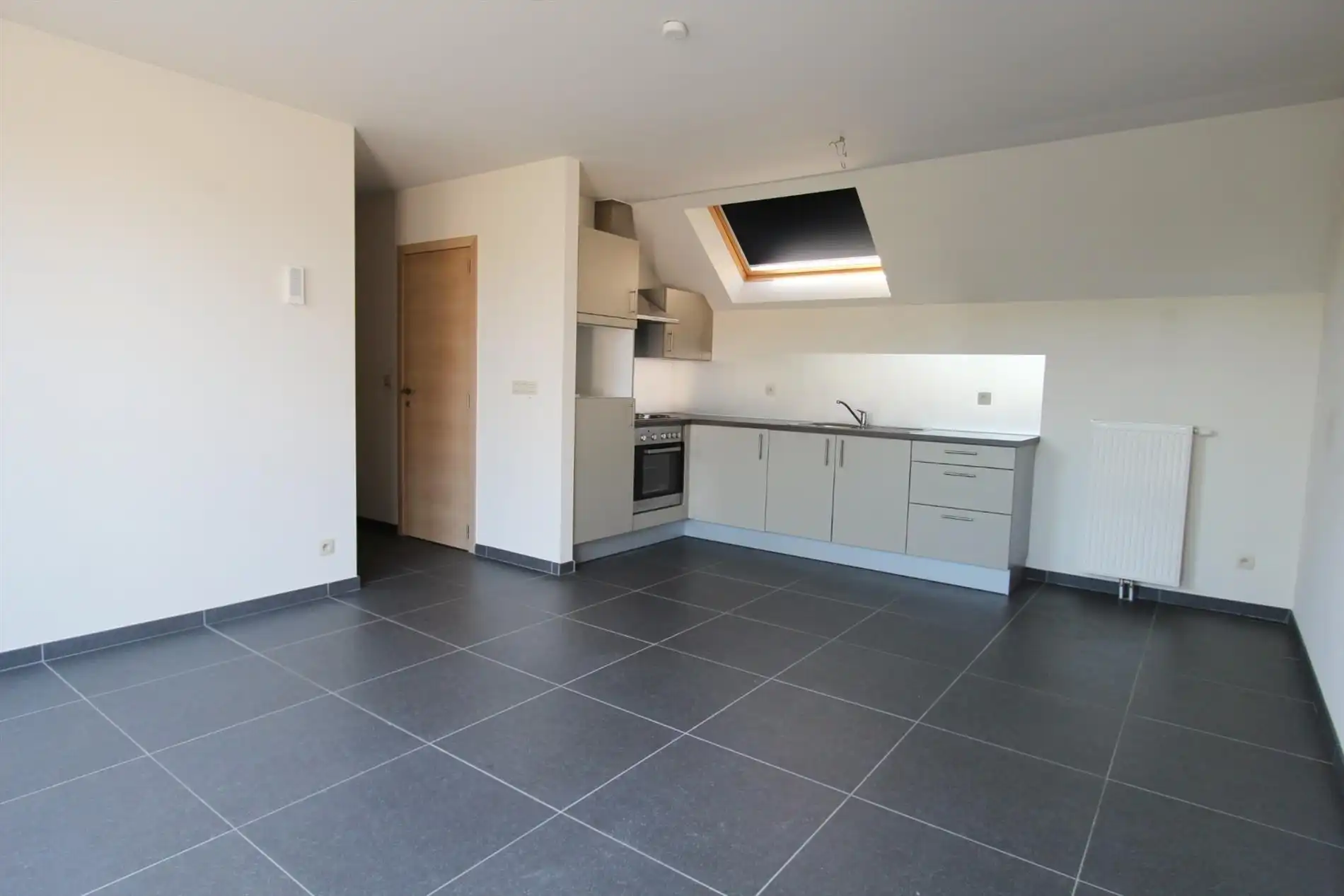 APPARTEMENT MET 1 SLAAPKAMER VLAKBIJ DE GROTE MARKT foto 5