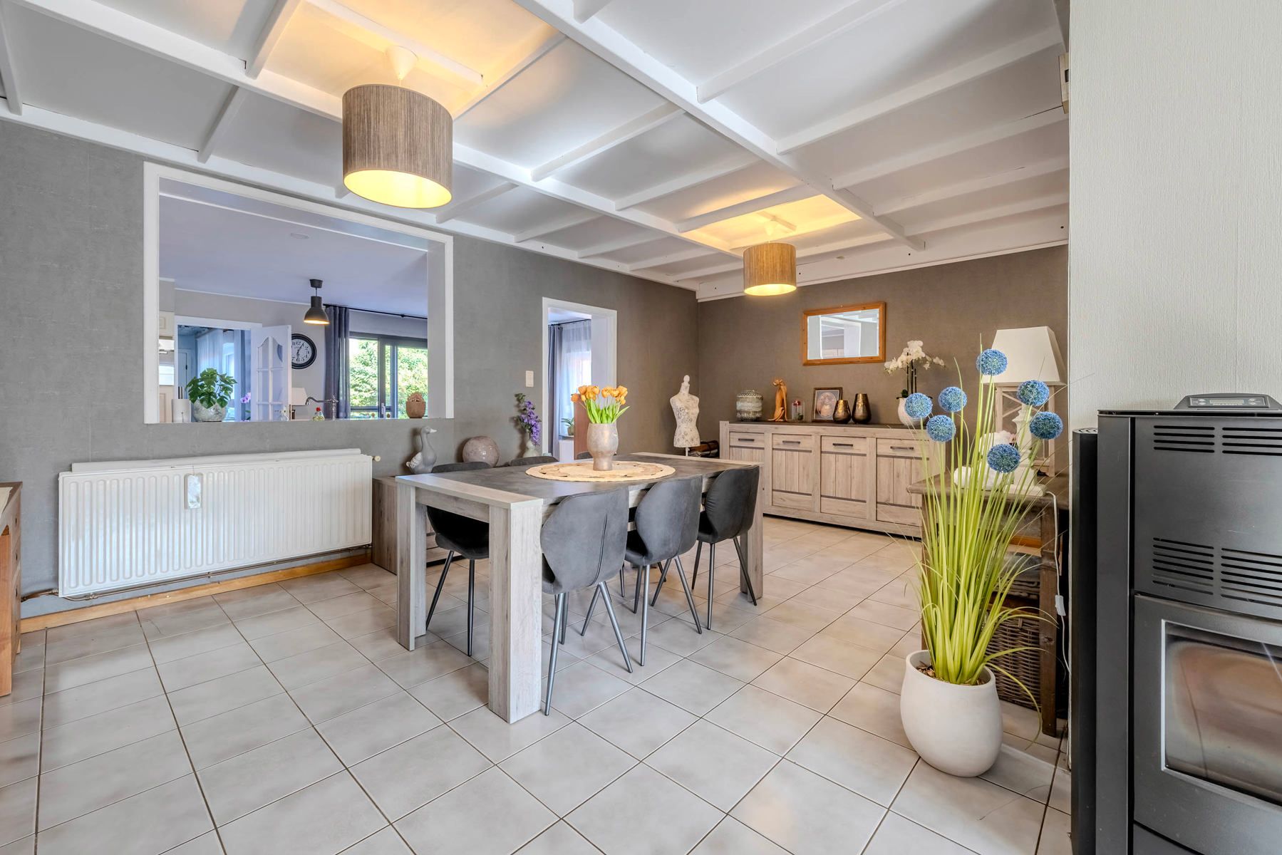 Woning met 2 / 3 slpk, 2 bdk en werkplaats op 580m² foto 6