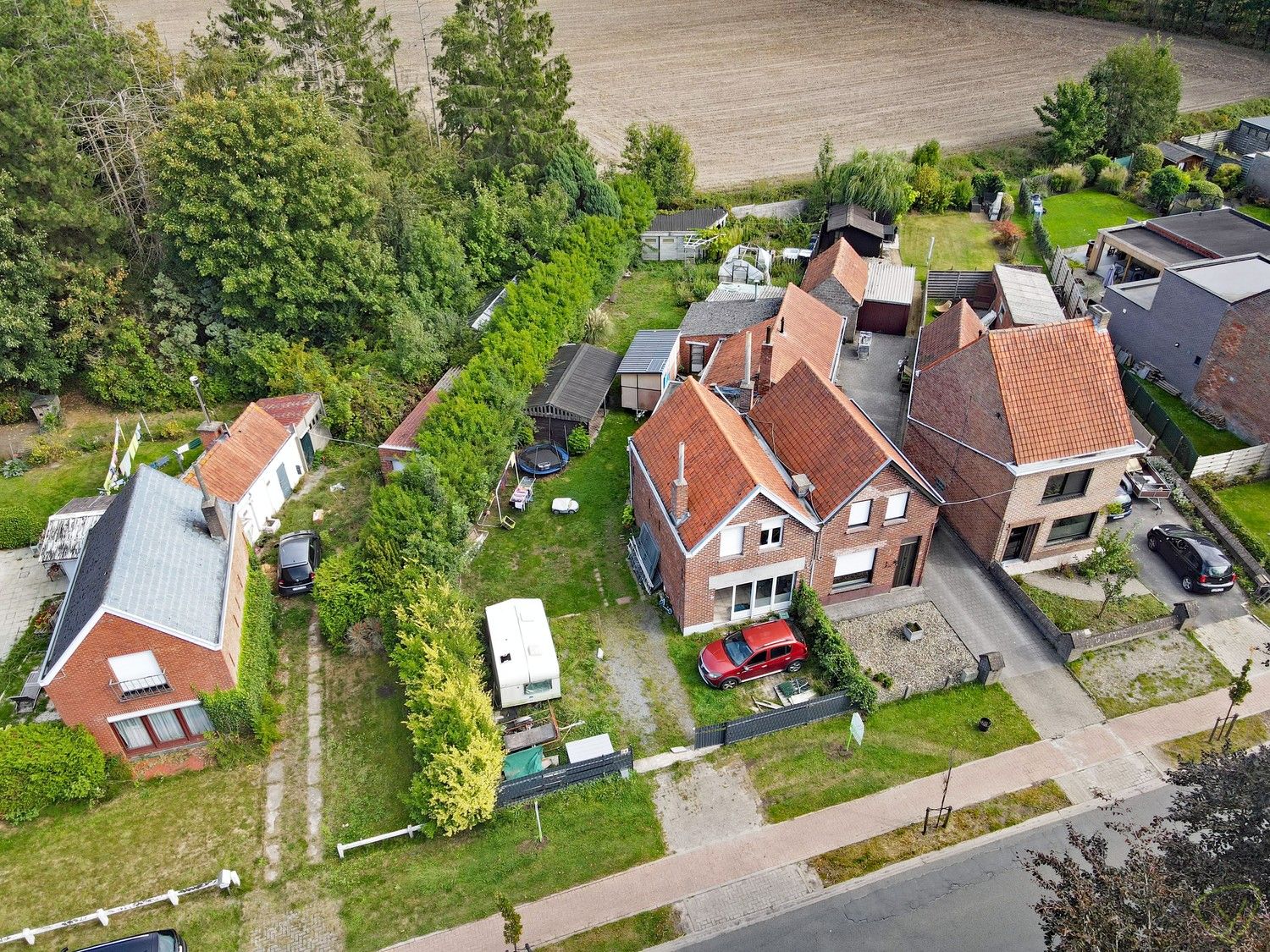 Te renoveren woning met veel potentieel op ruim perceel in Kleit foto 18