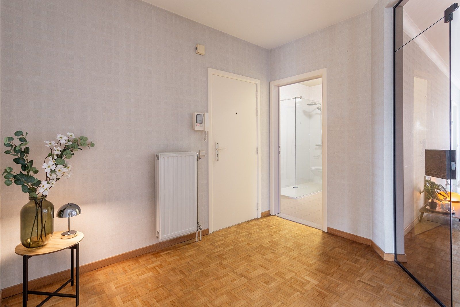 2 slaapkamer appartement met veel lichtinval foto 15