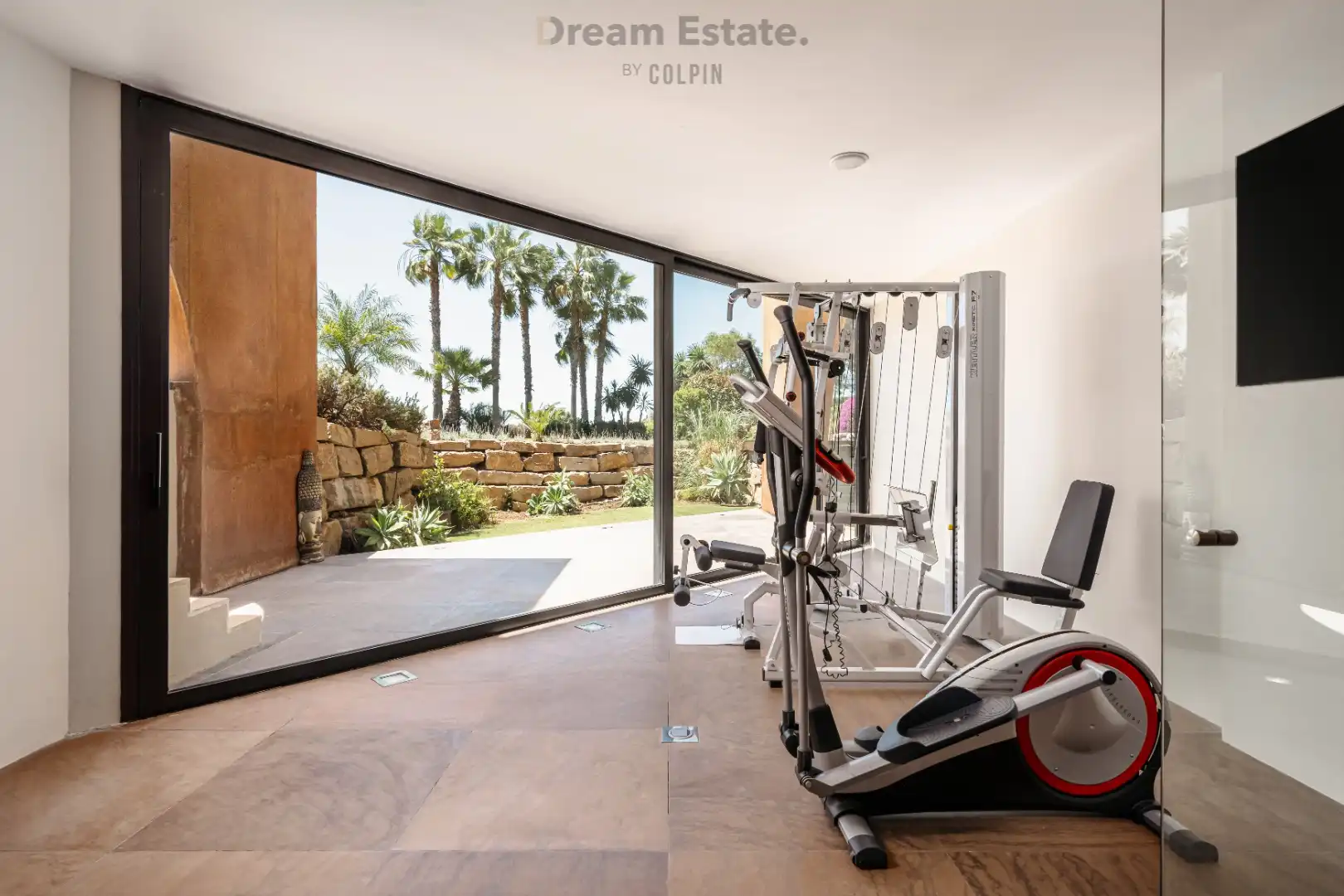 Deze uniek en ultramoderne villa is gelegen te La Reserva De Alcuzcuz, Benahavis. foto 7