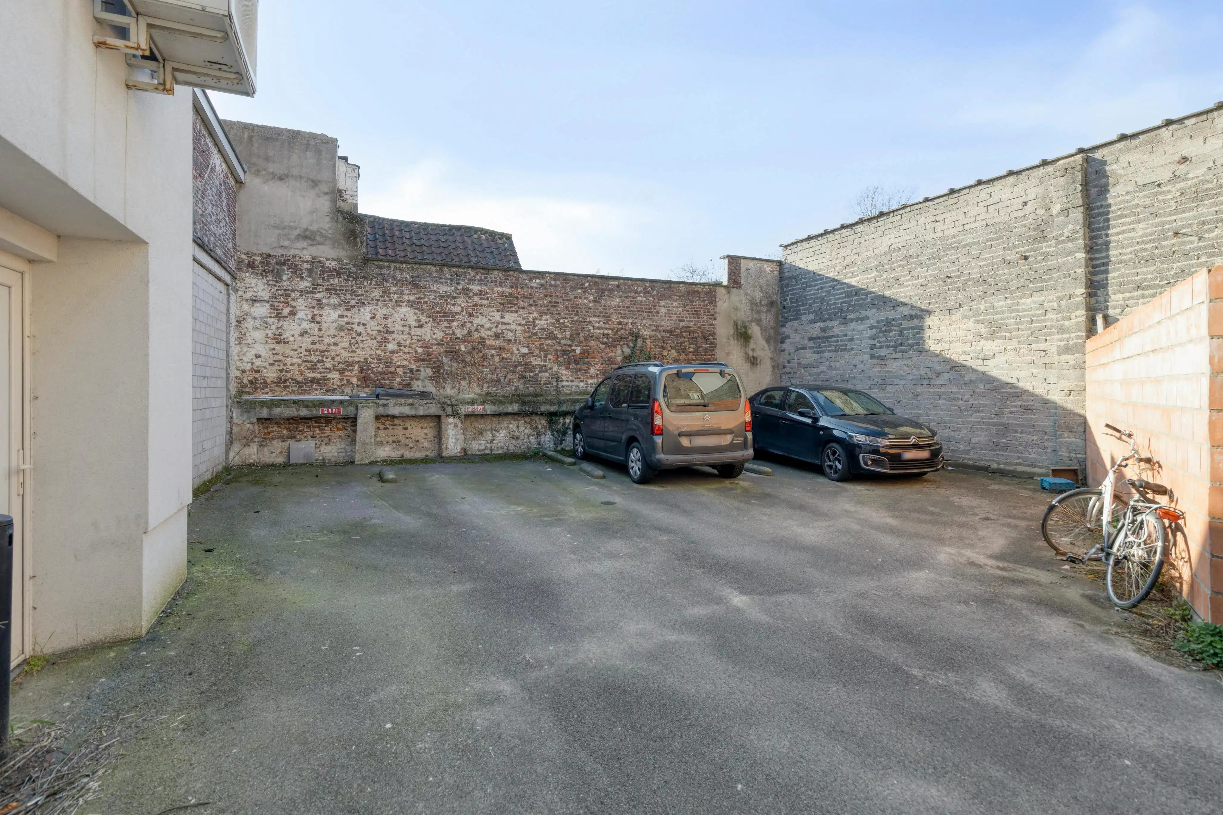 Appartement te koop met 2 slaapkamers + staanplaats in Maldegem foto 11