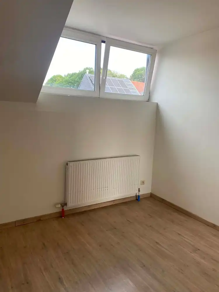 Te Huur – Gezellig 2-slaapkamerappartement in het centrum van Lembeek foto 4