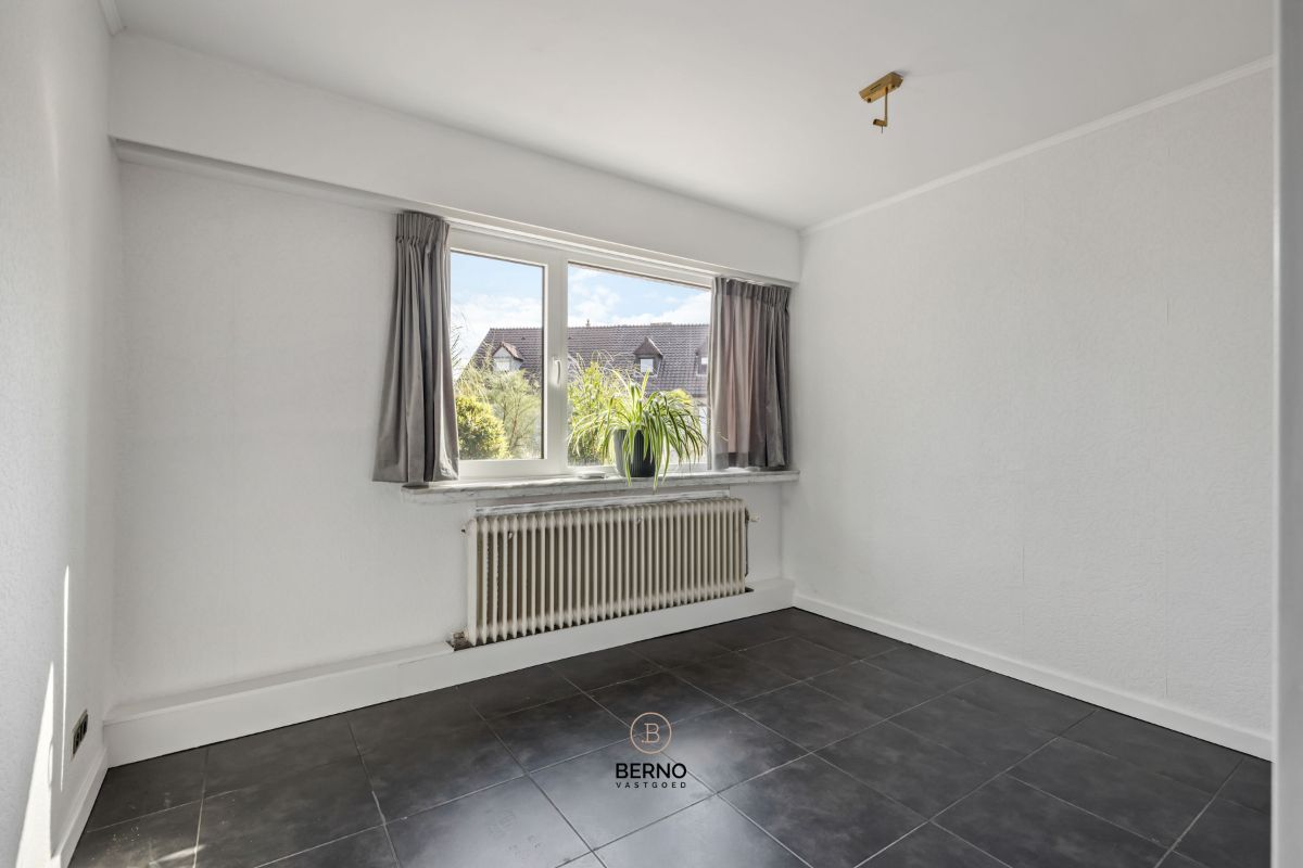 Ruime en energiezuinige woning op groot perceel foto 11