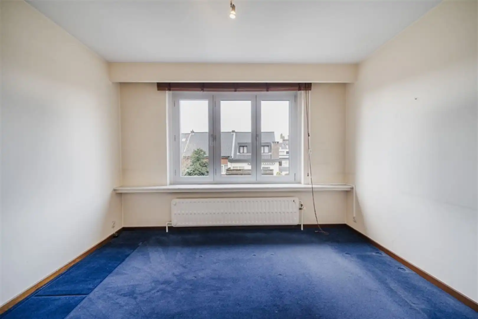 Hoekappartement met 2 slaapkamers en lift in het centrum foto 8