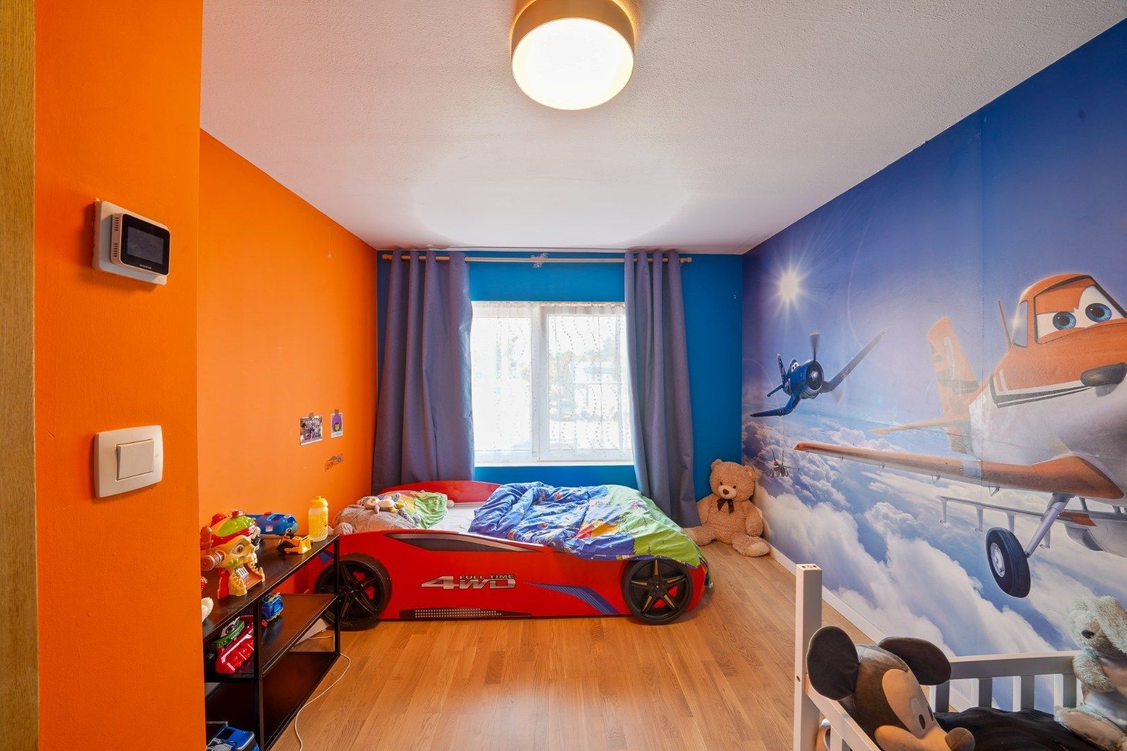 Ruime gerenoveerde "halfopen" -woning met 4 slaapkamers te Oudenburg foto 12