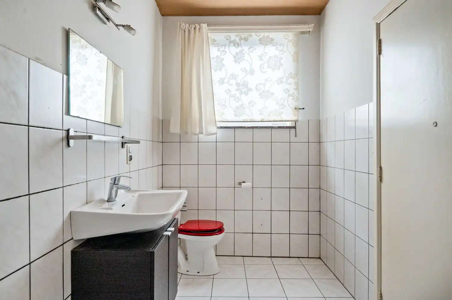 Op te frissen woning met 5 slpkrs foto 9