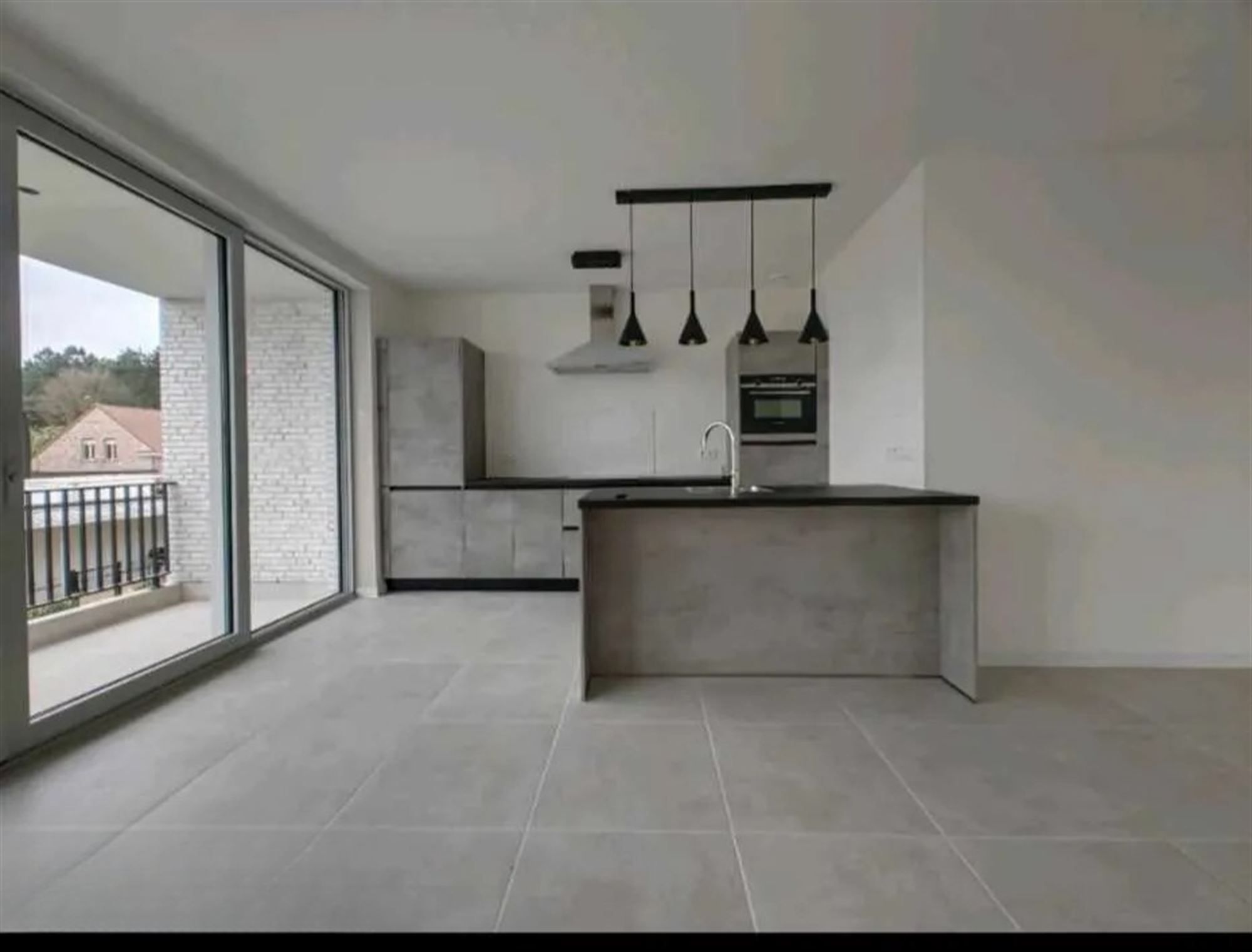 Prachtig nieuwbouwappartement op een gunstige locatie foto 2