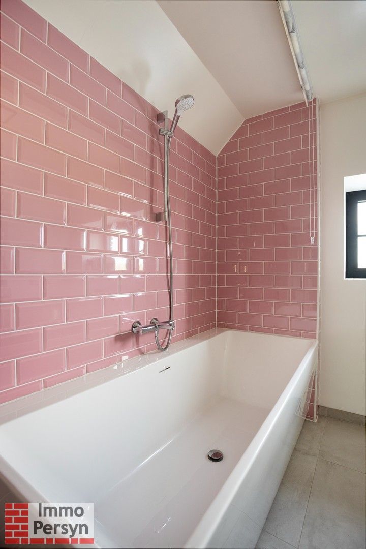 Landelijk gelegen open bebouwing op bijna 16 are. EPC A! foto 22