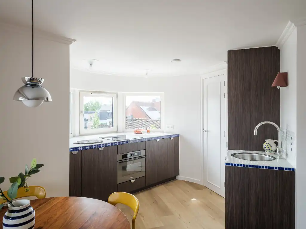 Lichtrijk dakappartement met 1 slaapkamer en EPC A score op toplocatie foto 5