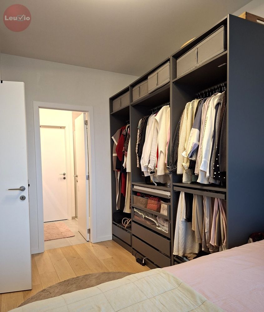 Nieuwbouw luxe appartment met autotaanplaats en fietsenberging foto 21