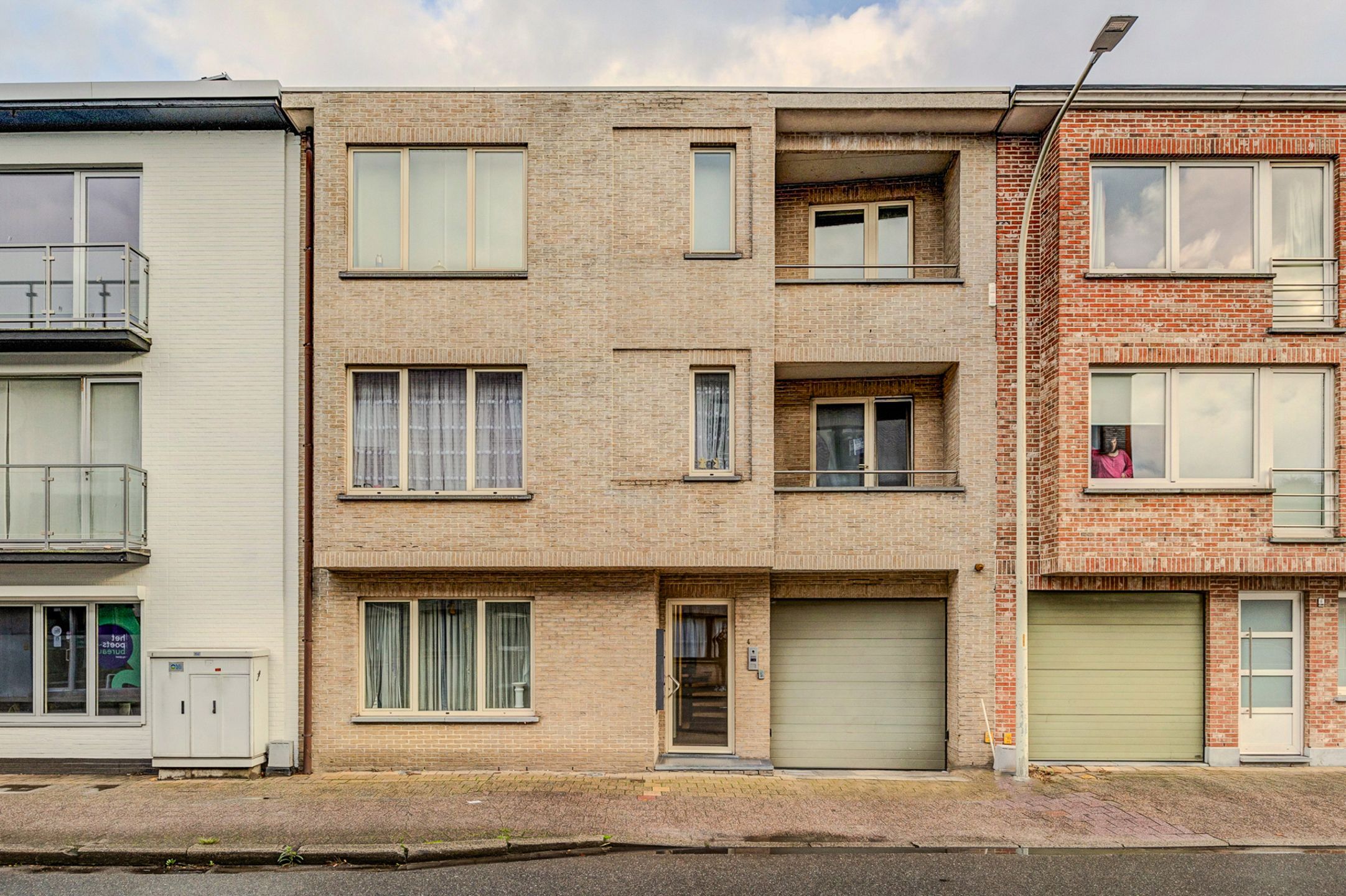 Ruim appartement te koop in het centrum van Sint-Antonius! foto 1