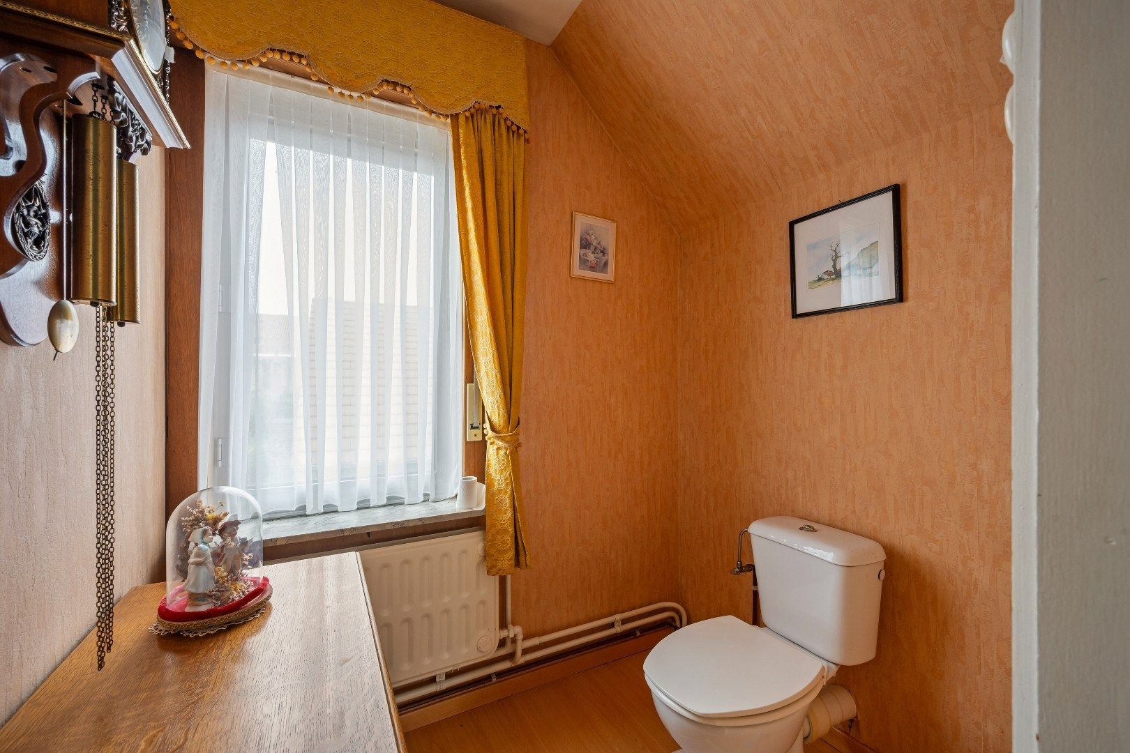 Op te frissen woning met 3 slaapkamers, garage en tuin. foto 18