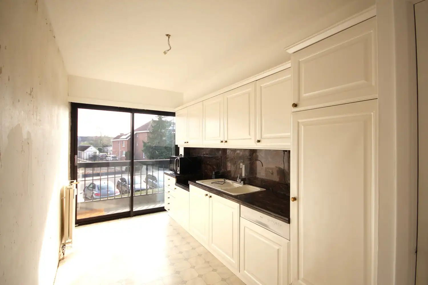 Gunstig gelegen appartement met 2 slaapkamers en een autostaanplaats foto 7