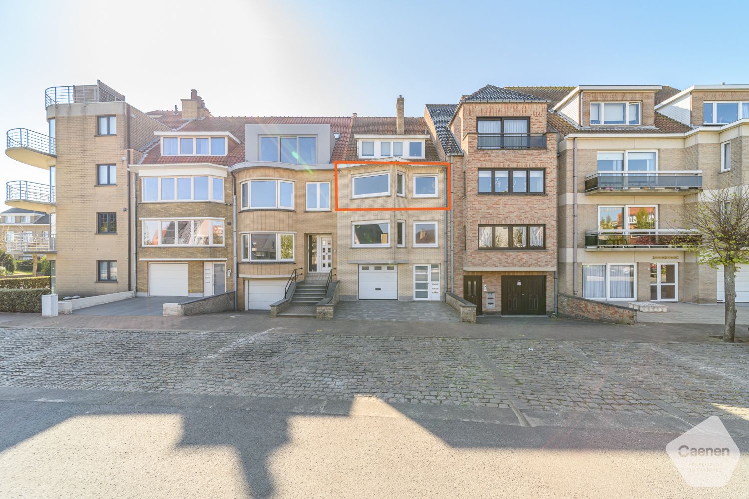 Energiezuinig appartement met 2 slaapkamers in De Panne! foto {{pictureIndex}}