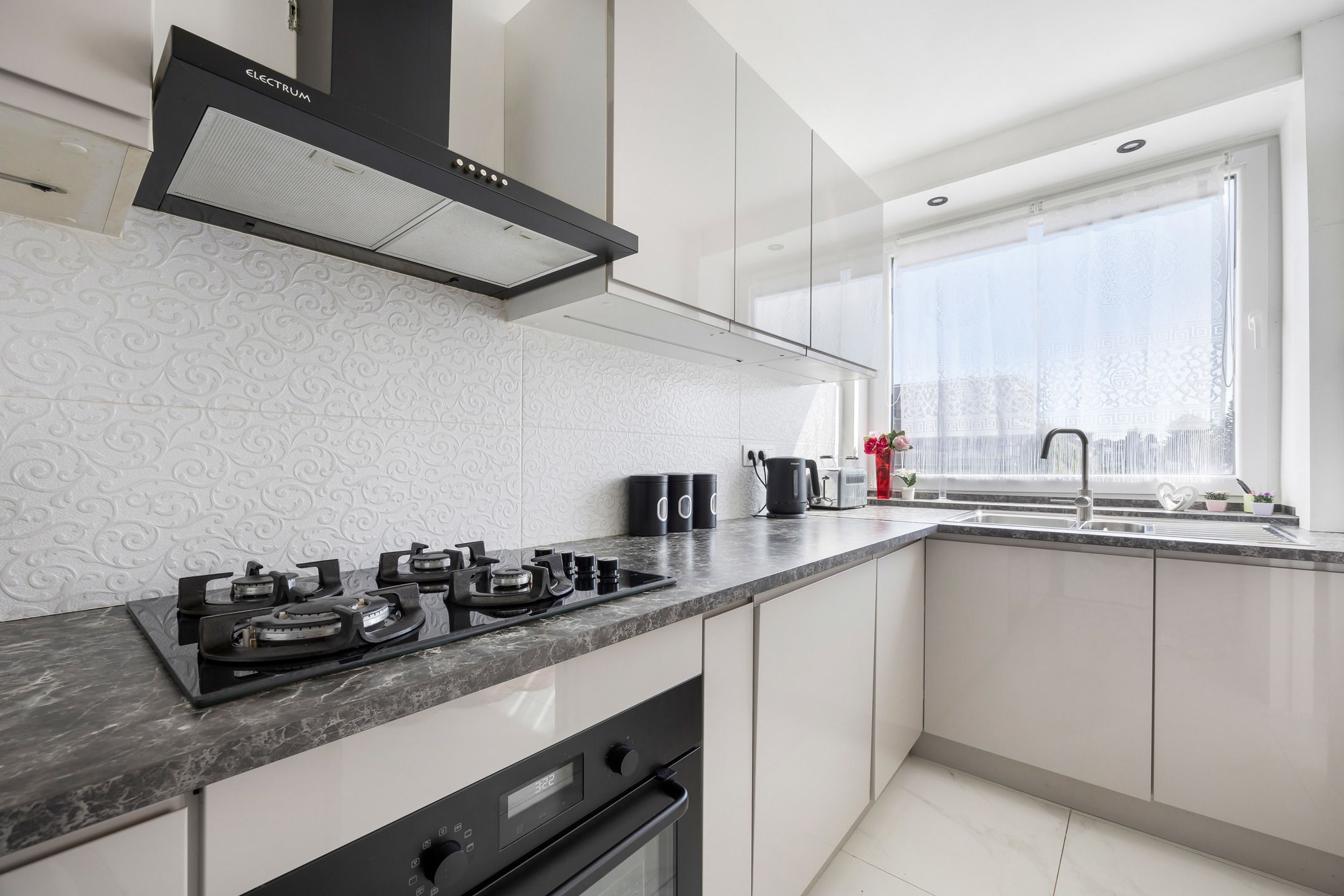 volledig gerenoveerd appartement met 2 slaapkamers en terras foto 10