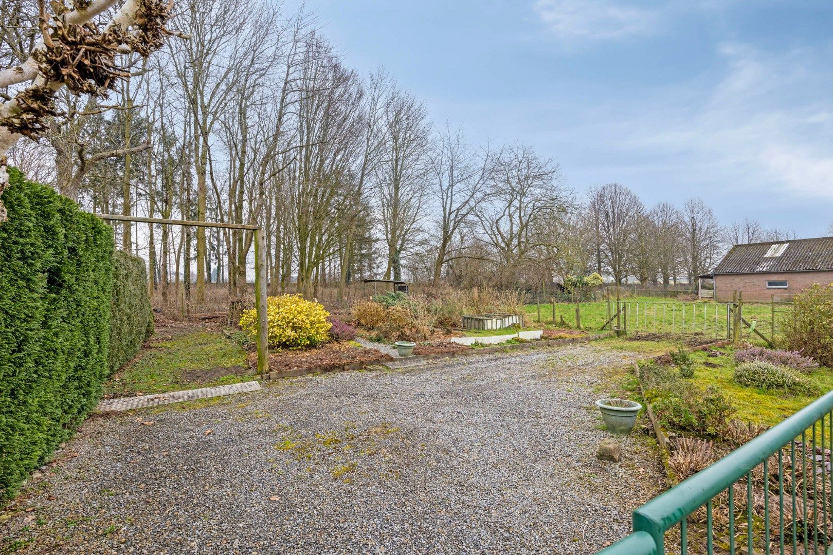 Prachtige woning met weide in Riemst-Vroenhoven foto 27
