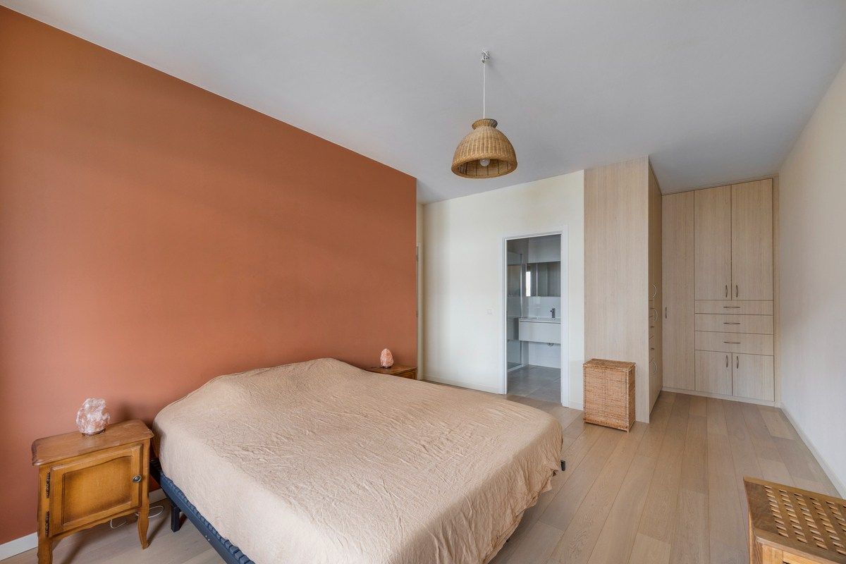 Appartement 3 slaapkamers met staanplaats nabij het centrum van Jette foto 9