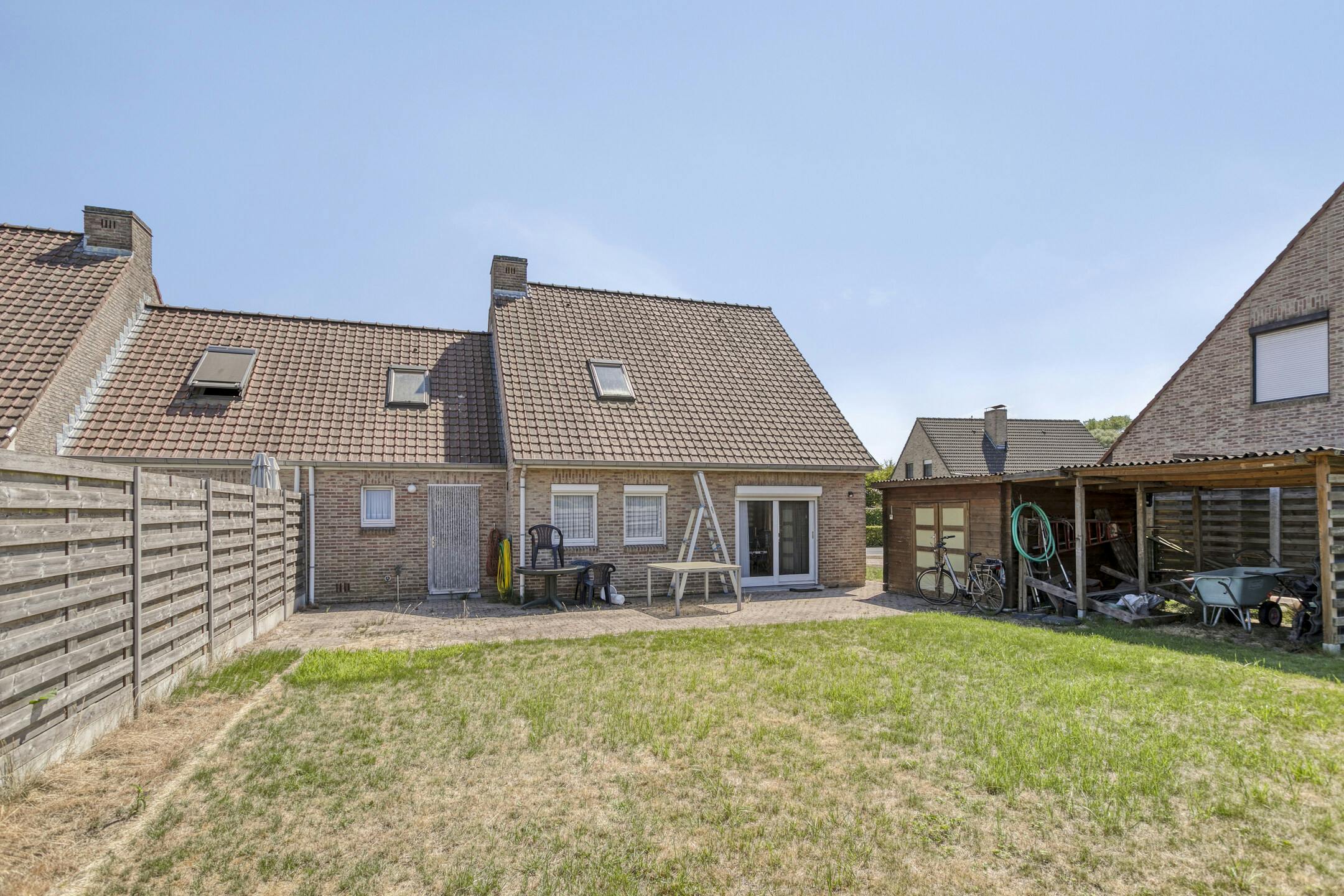 Hoofdfoto van de publicatie: Halfopen huis met 3 kamers te koop in Deerlijk