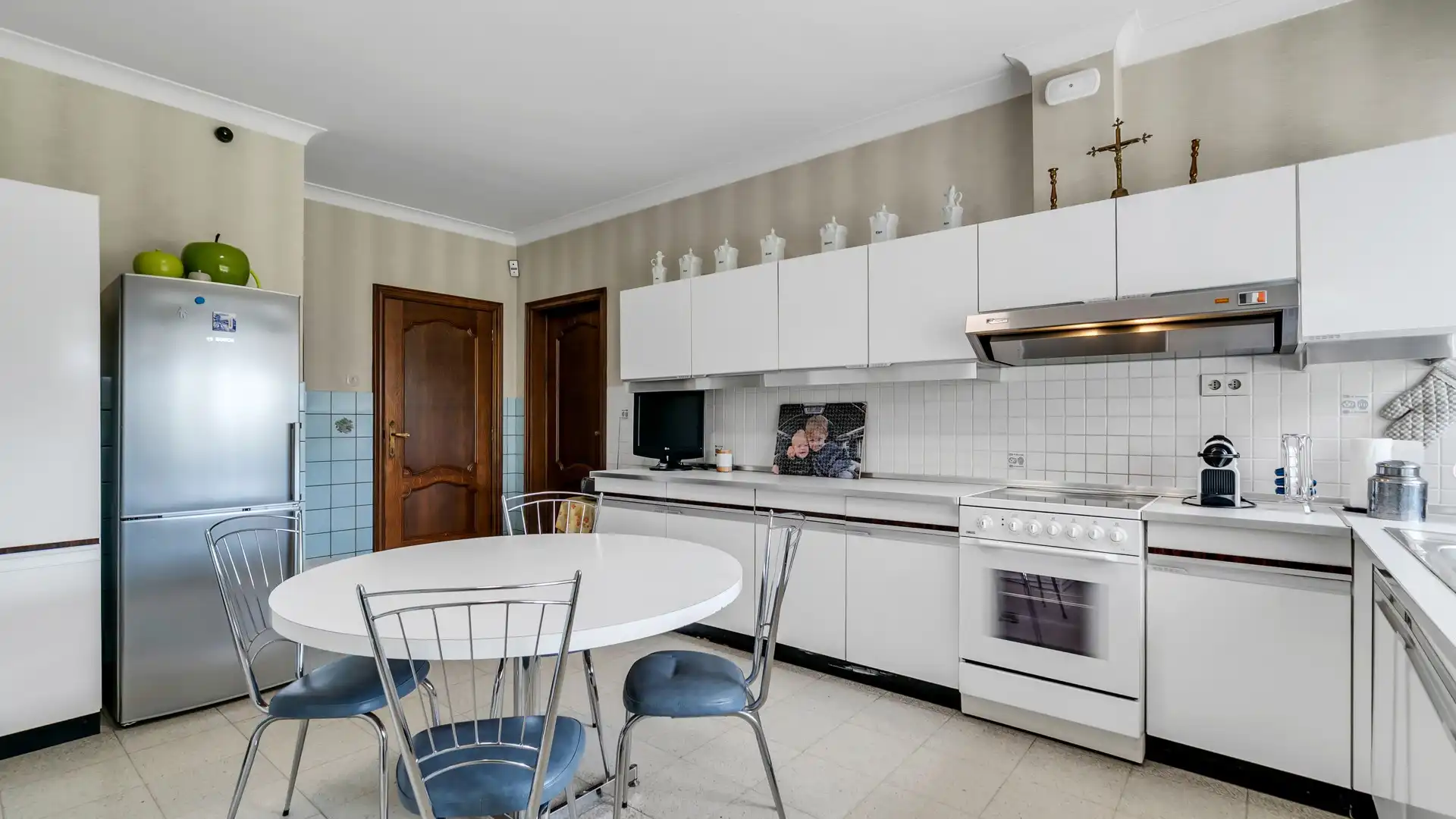Te renoveren gezinswoning met 3 slaapkamers op ruim perceel van 12a31ca foto 11