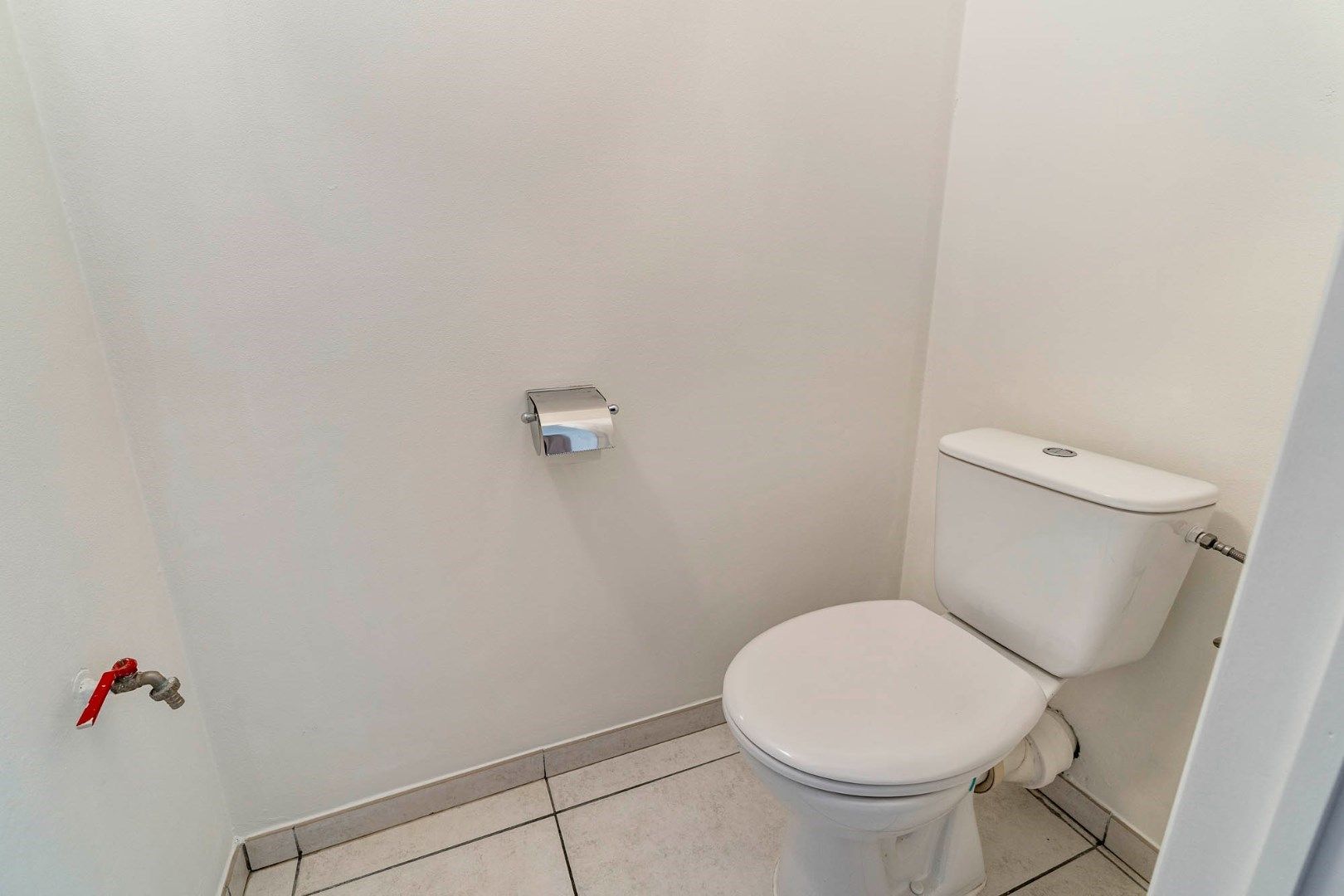 Leuk duplexappartement met drie slaapkamers, standplaats en kelderberging foto 9