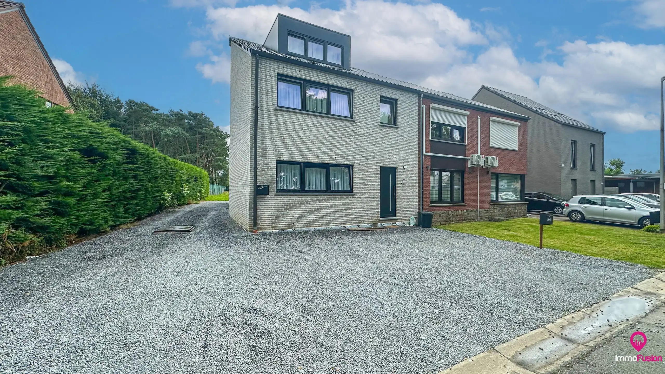 Ruim Duplex Appartement te Heusden! foto 4