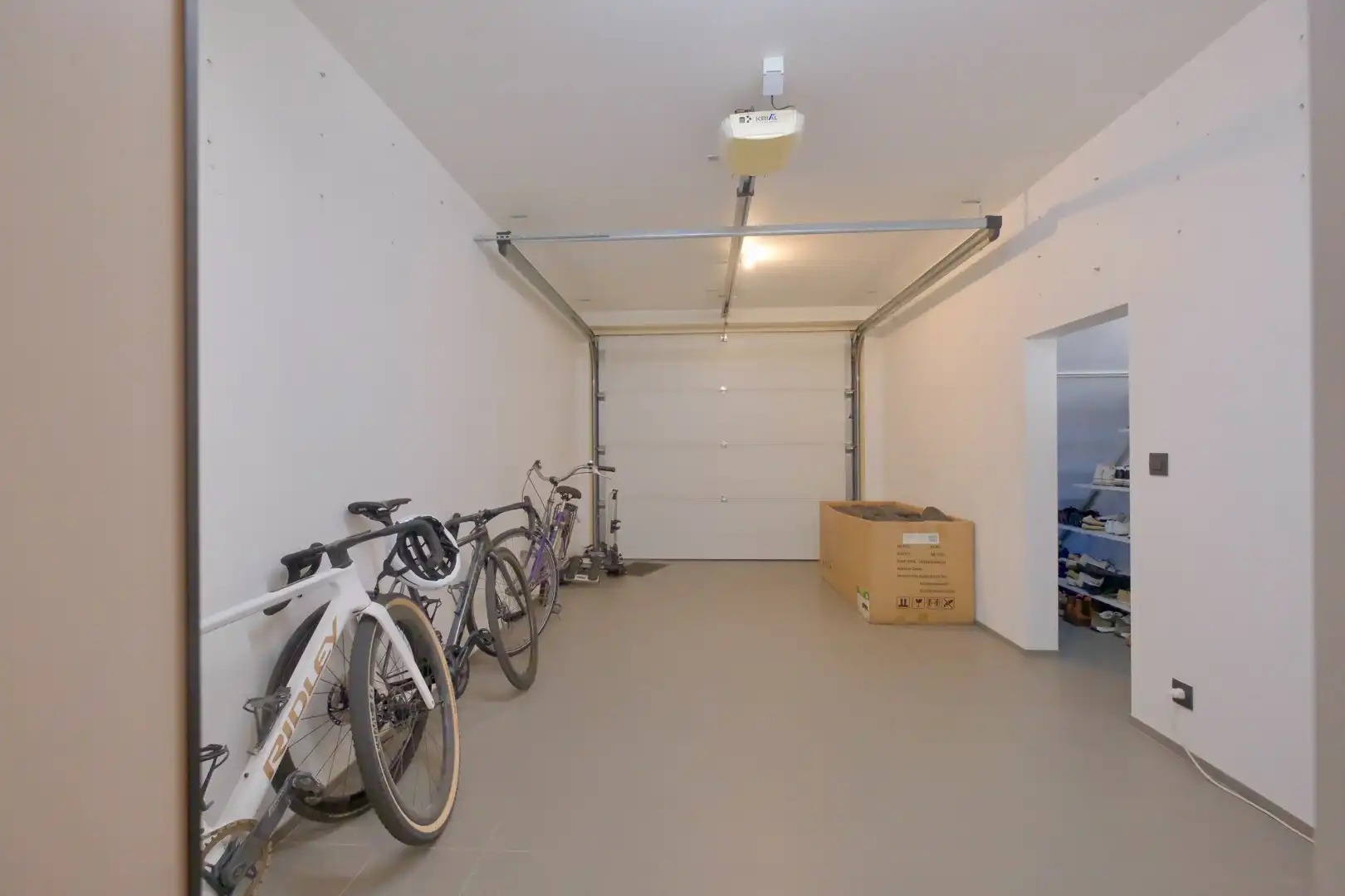 Lichtervelde - Prachtige recente woning met 3 slpks, garage en tuin foto 23