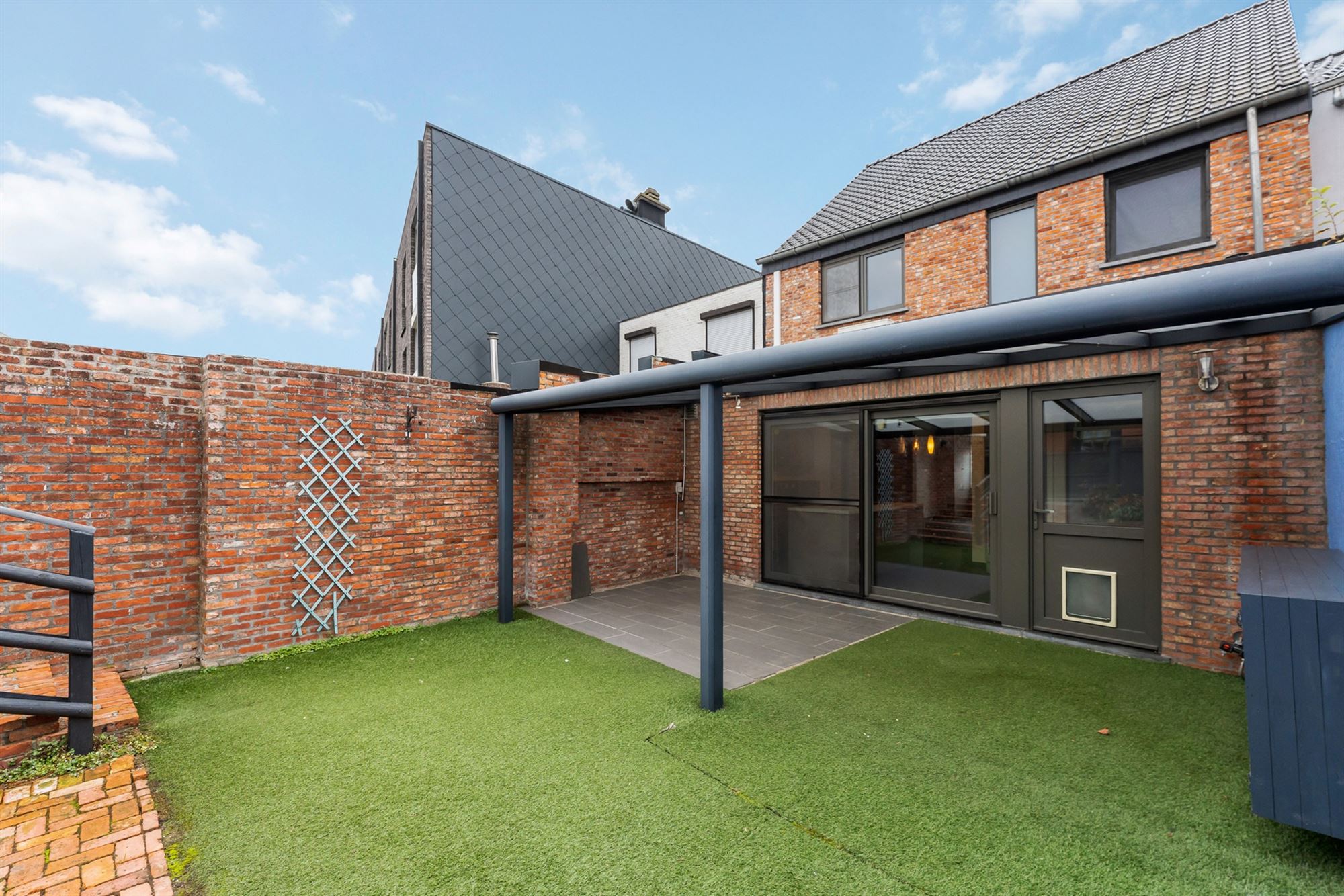 GERENOVEERDE ENERGIEZUINIGE WONING! foto 23