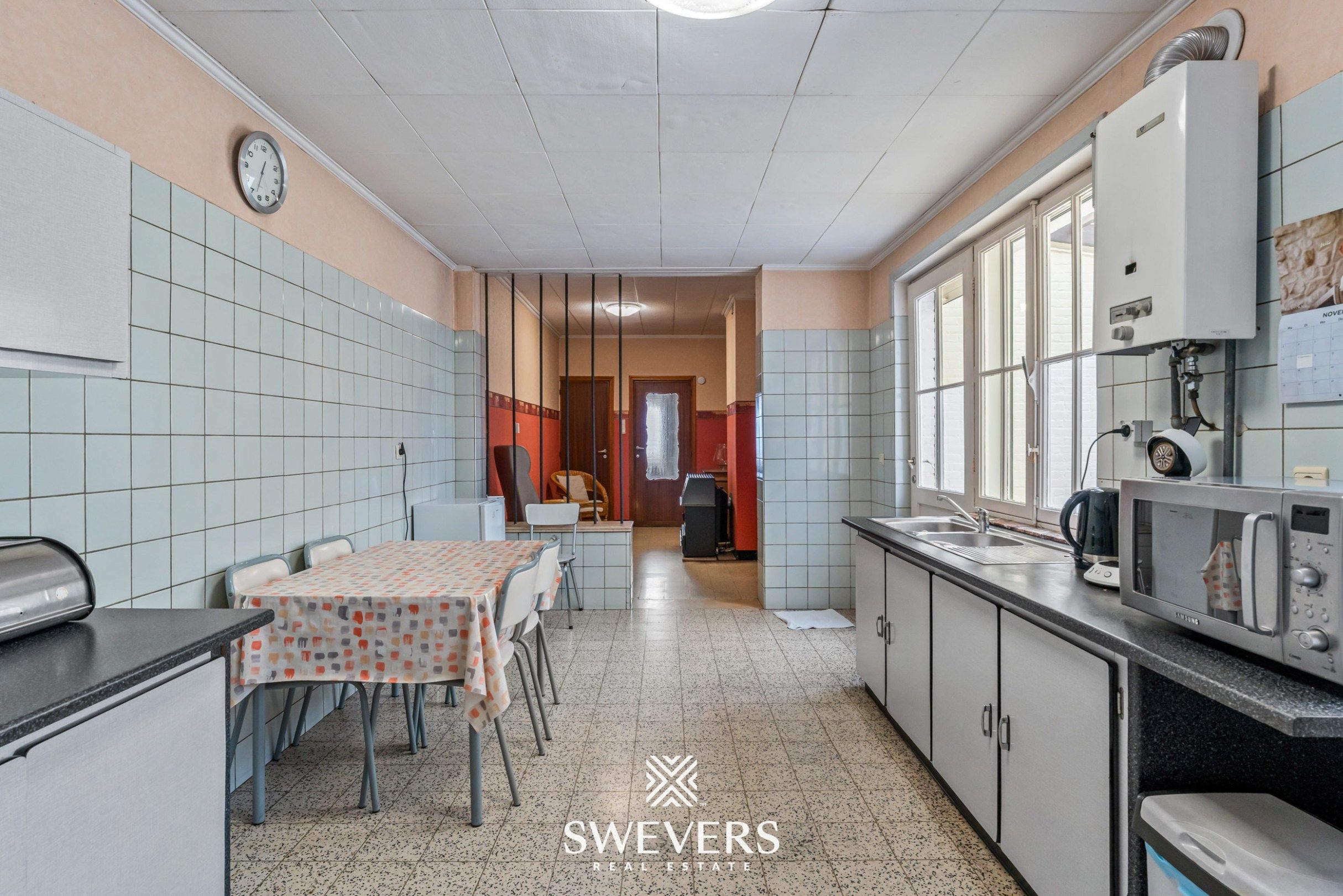 Charmante halfopen gezinswoning met potentieel (8are) op toplocatie in Diepenbeek foto 13