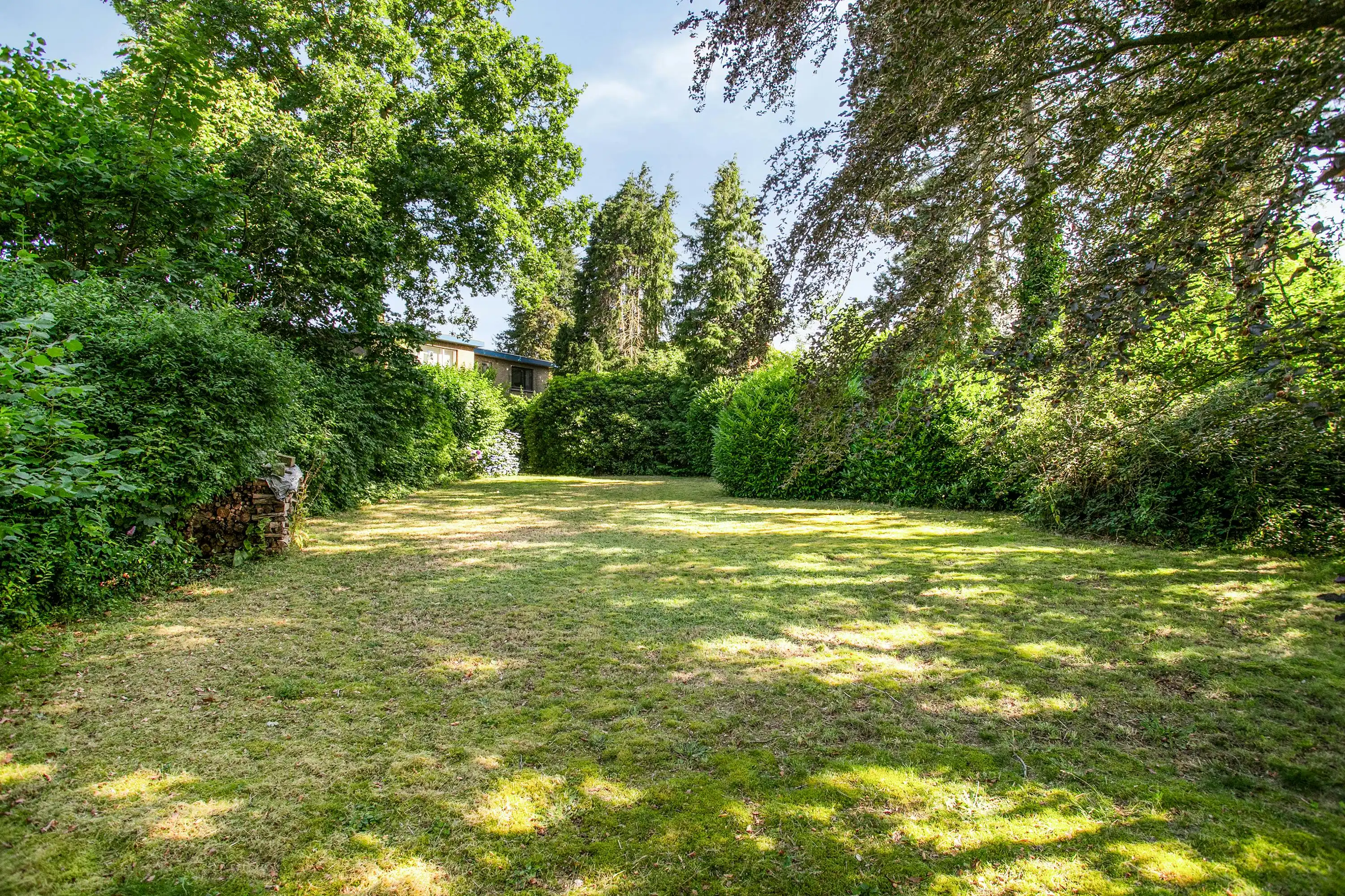 Unieke karakterwoning op 1.411 m² met tal van mogelijkheden foto 20