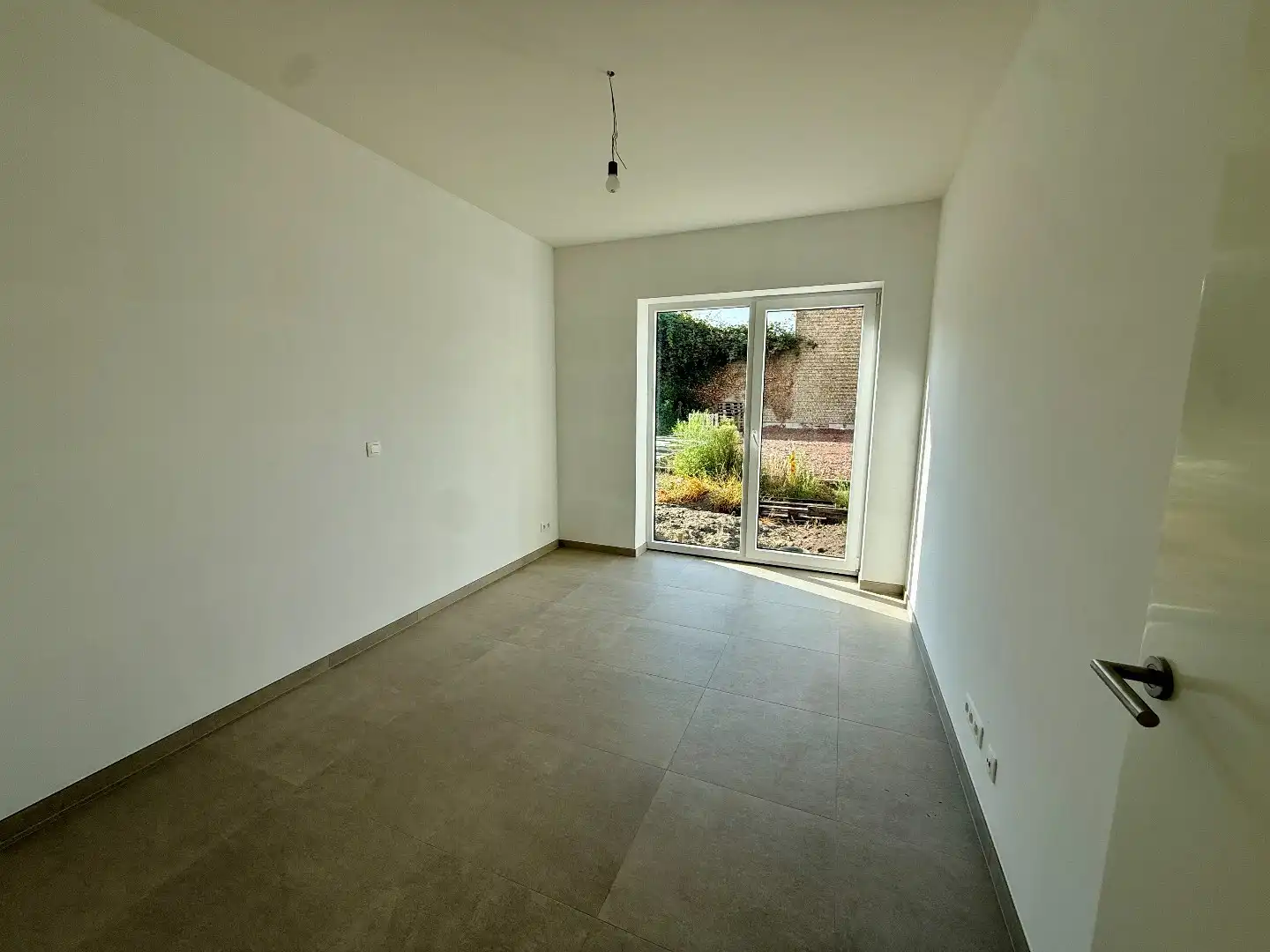 Modern, gelijkvloers nieuwbouwappartement in centrum Gistel foto 4