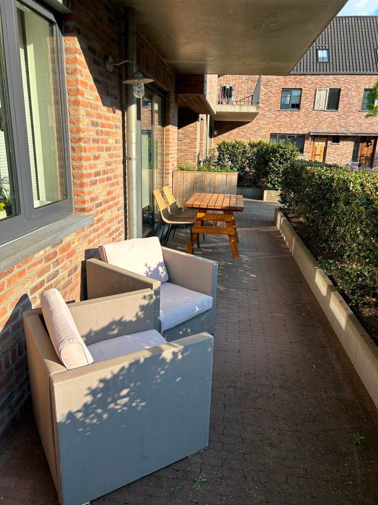 Zeer mooi en instapklaar appartement met autostaanplaats foto 23