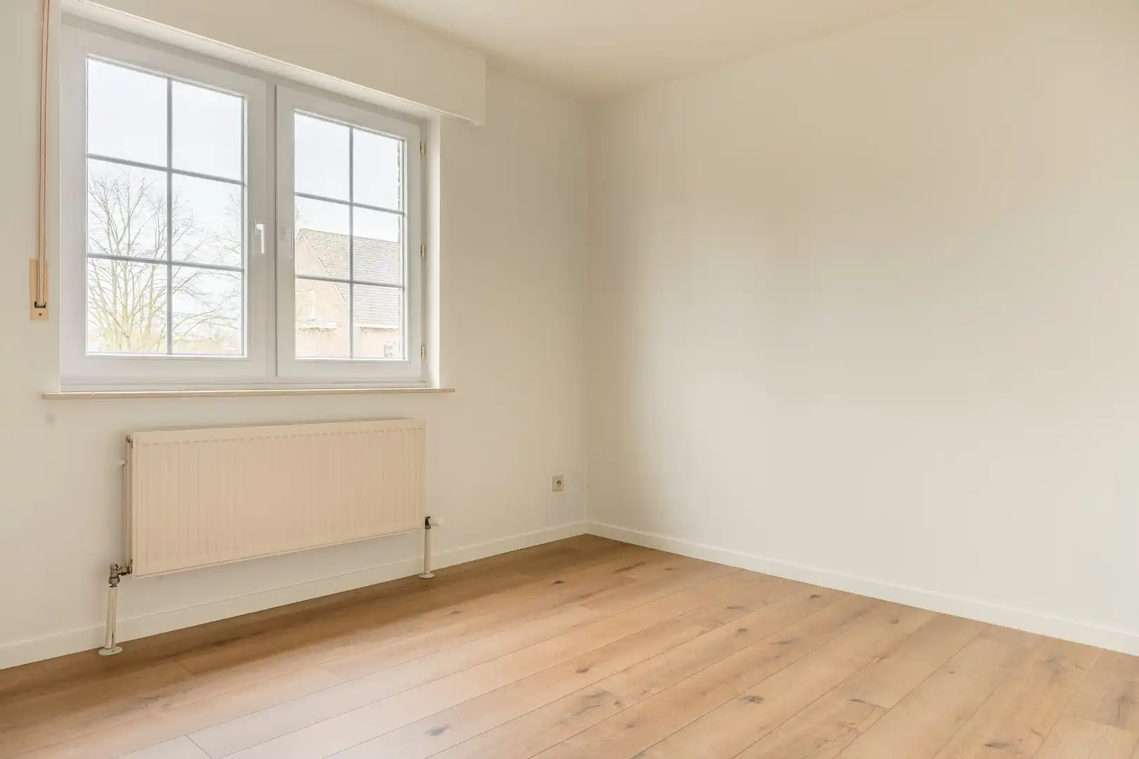 Ruime half open bebouwing in het centrum foto 10