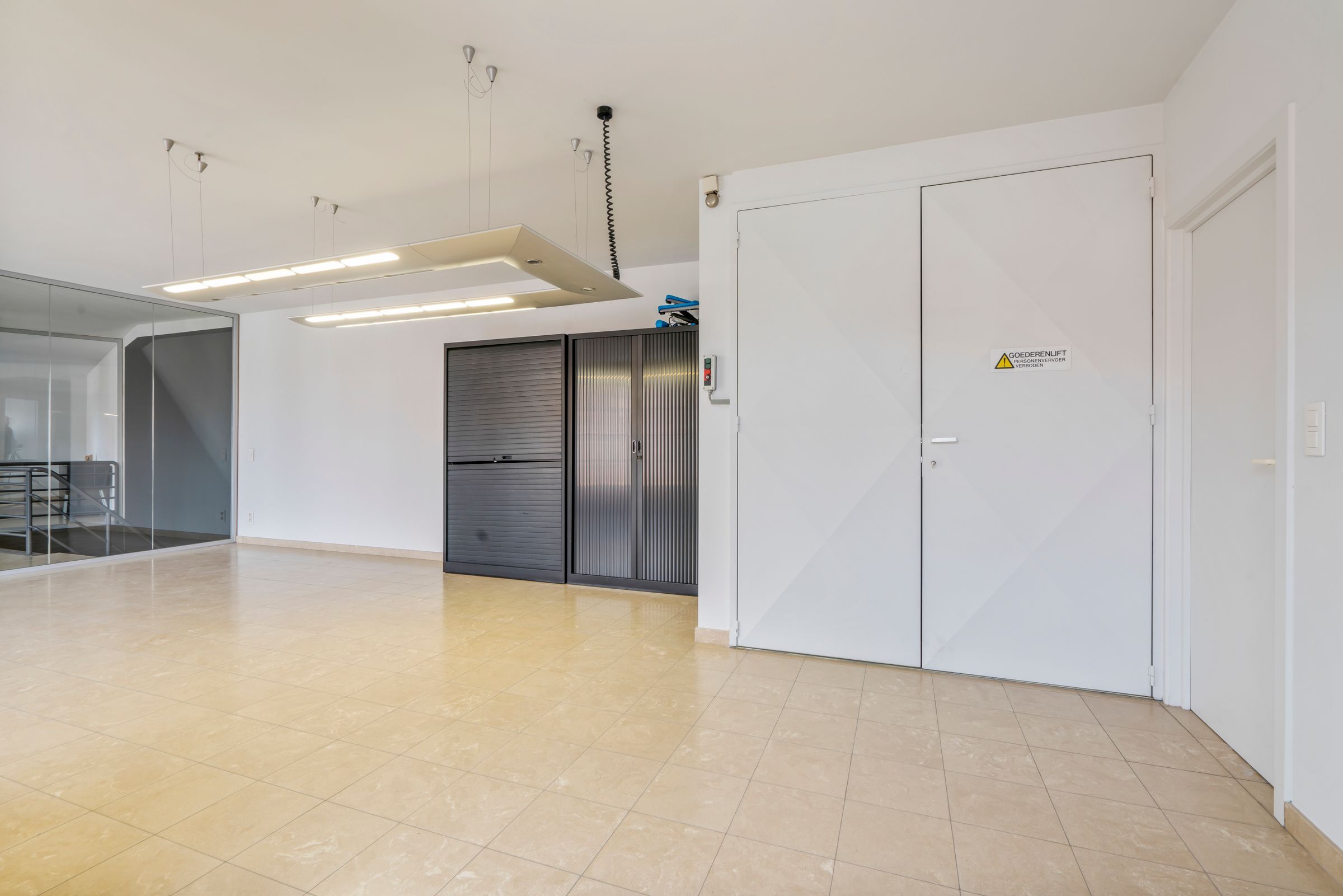 Groot handelspand incl. appartement met 530m² bruikbare vloeroppervlakte! foto 20