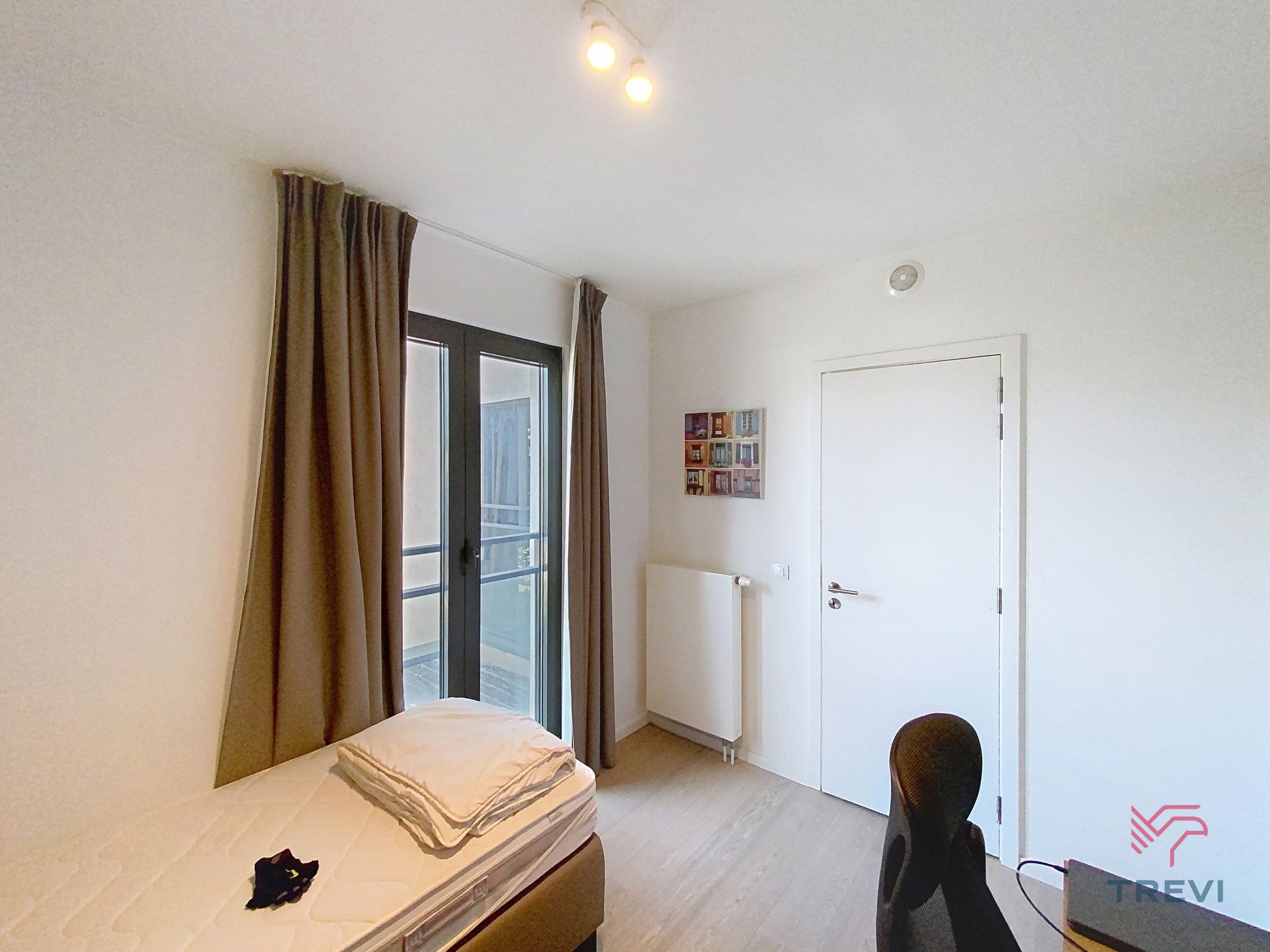 Zeer mooi gemeubileerd appartement - 2 slaapkamers + terras. foto 17