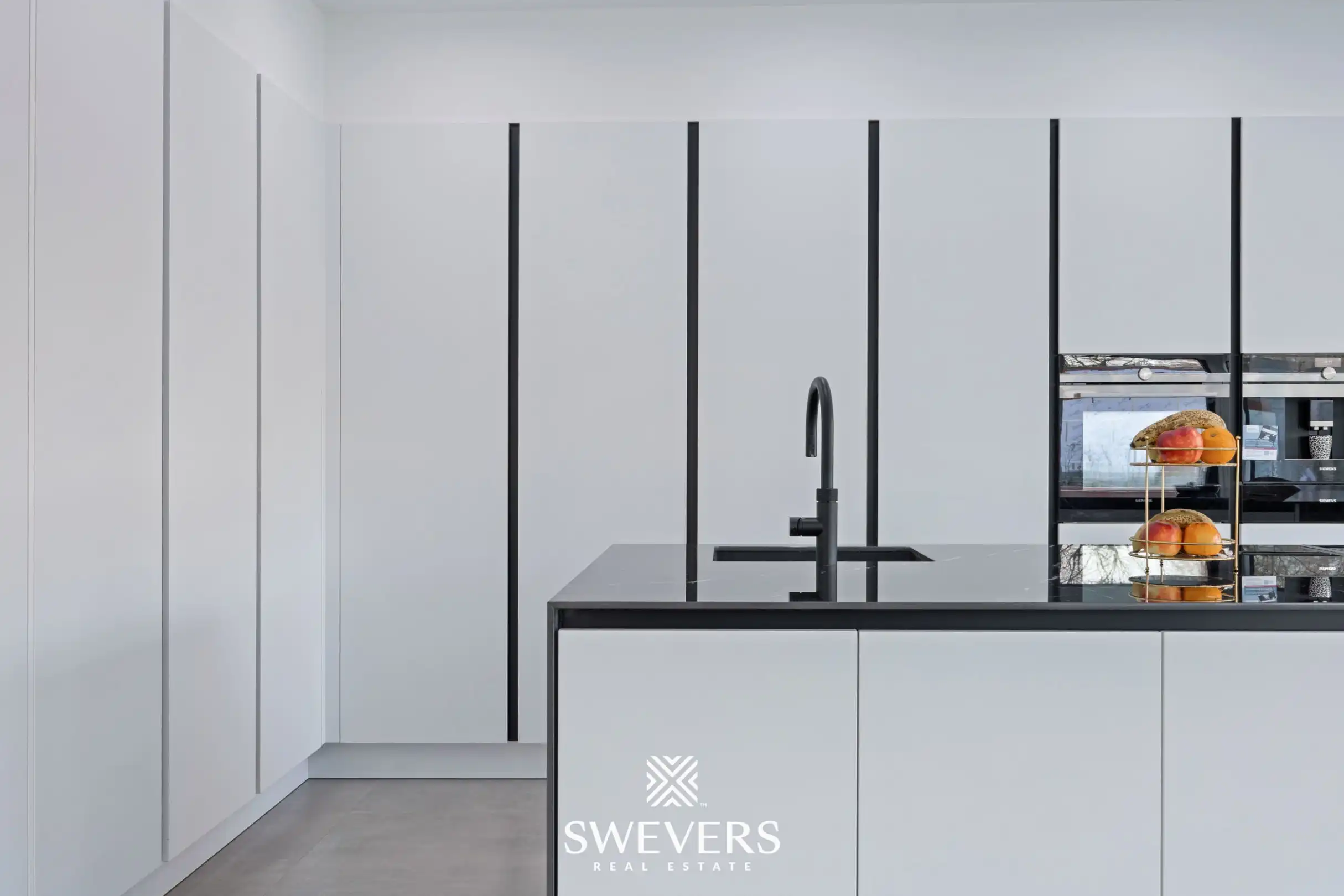 Exclusieve luxe villa (2023) met 6 slaapkamers op riant perceel in Zonhoven foto 13