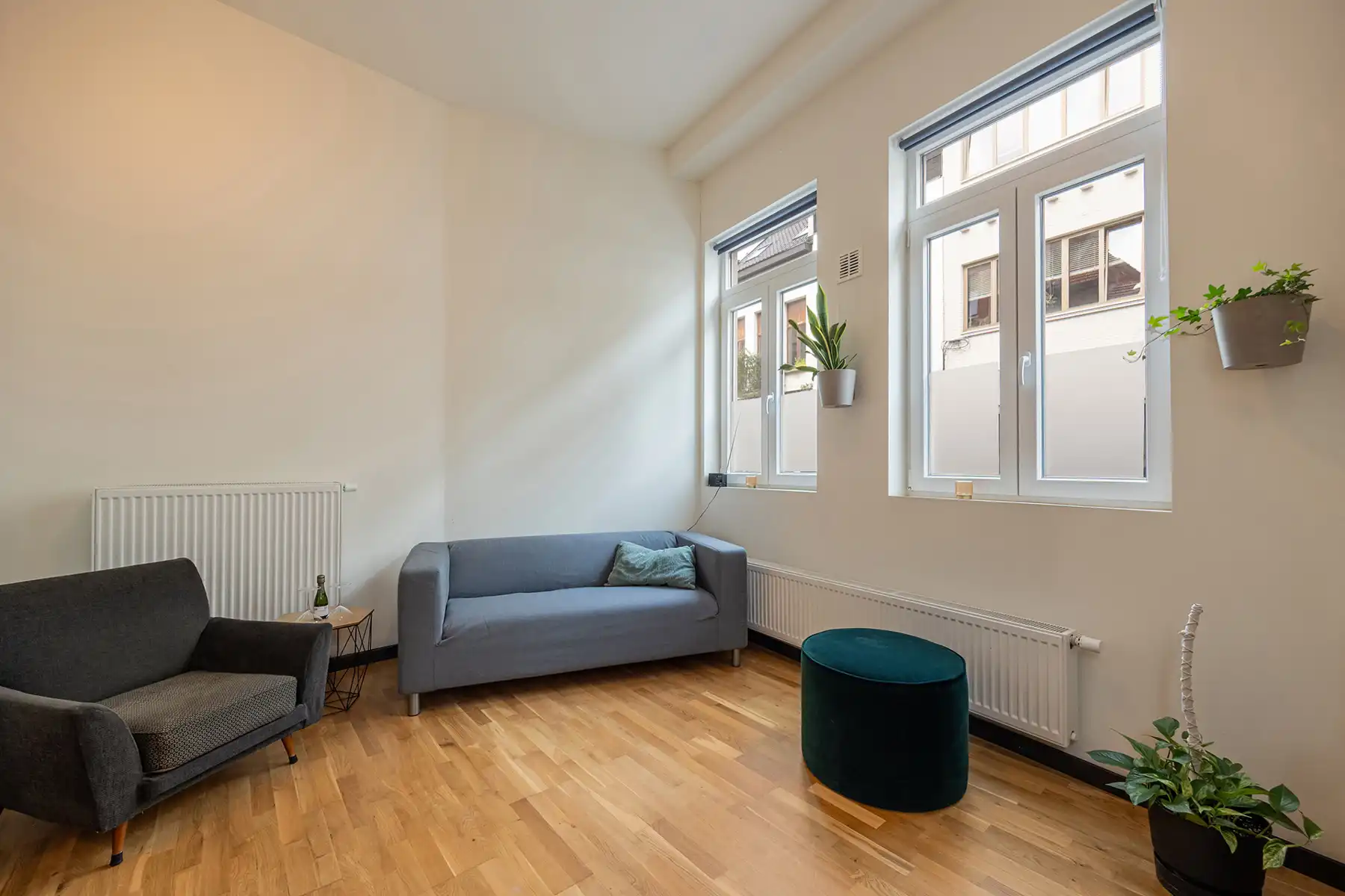 Instapklaar gelijkvloers 1-slaapkamerappartement met terras! foto 5