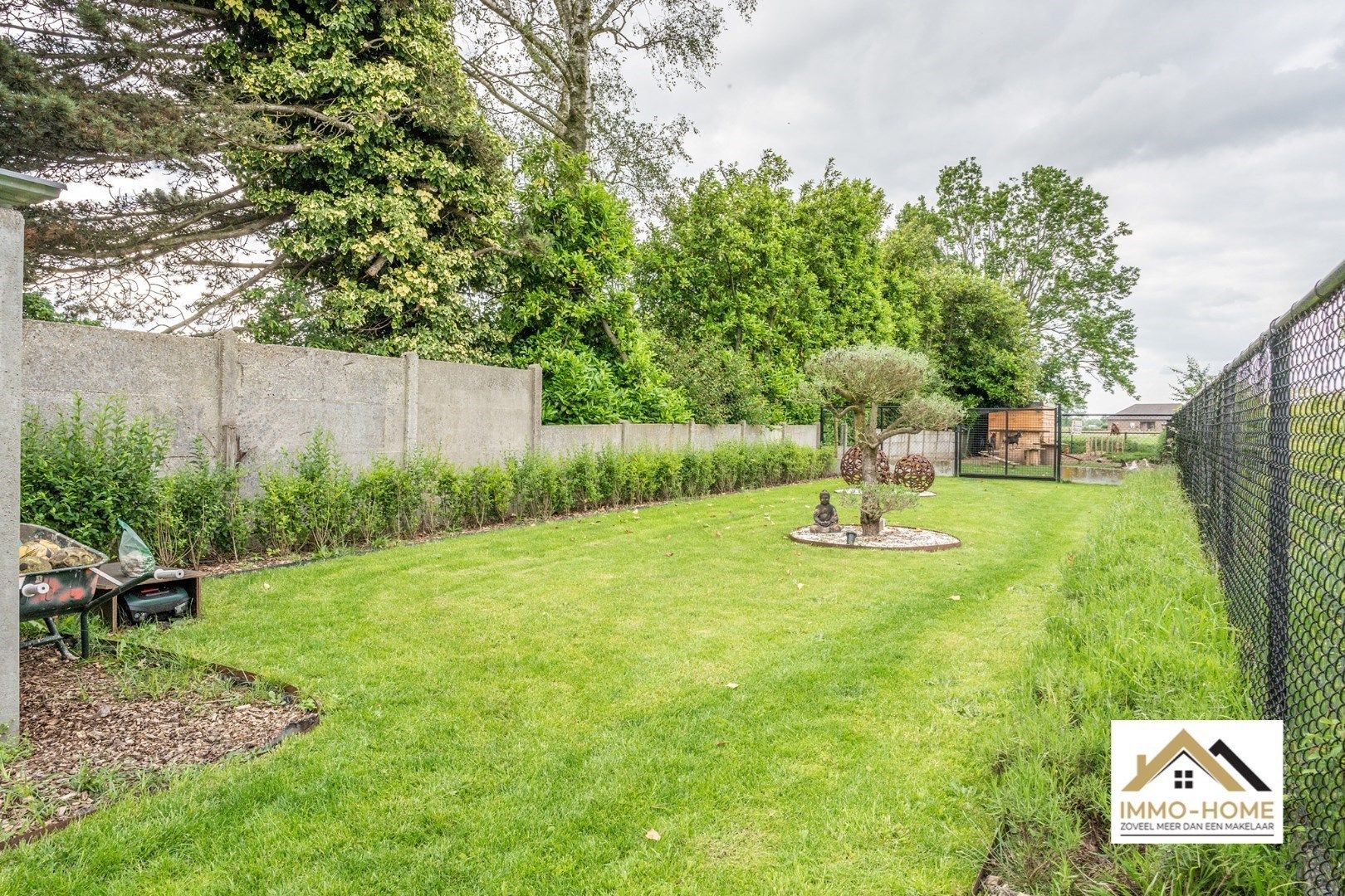 Mooi gerenoveerde open bebouwing met grote tuin en groen uitzicht te Kalken foto 22