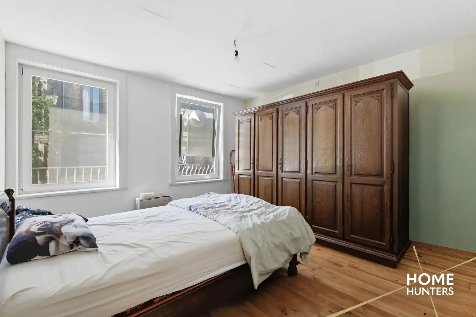 Ruime halfopen bebouwing met 4 slaapkamers in het hart van Diksmuide! foto 13