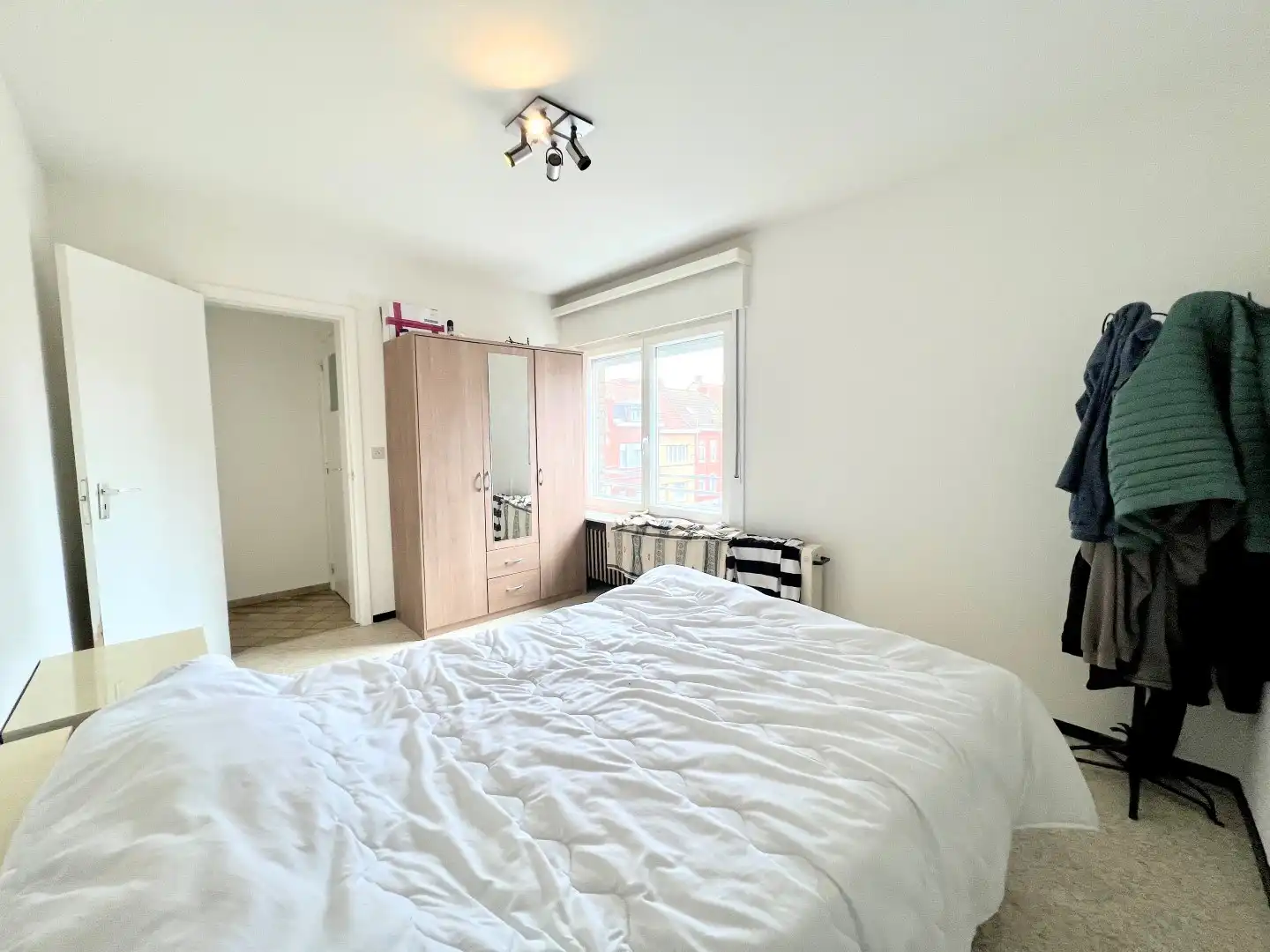 APPARTEMENTSGEBOUW MET 4 APPARTEMENTEN EN 3 GARAGES foto 10