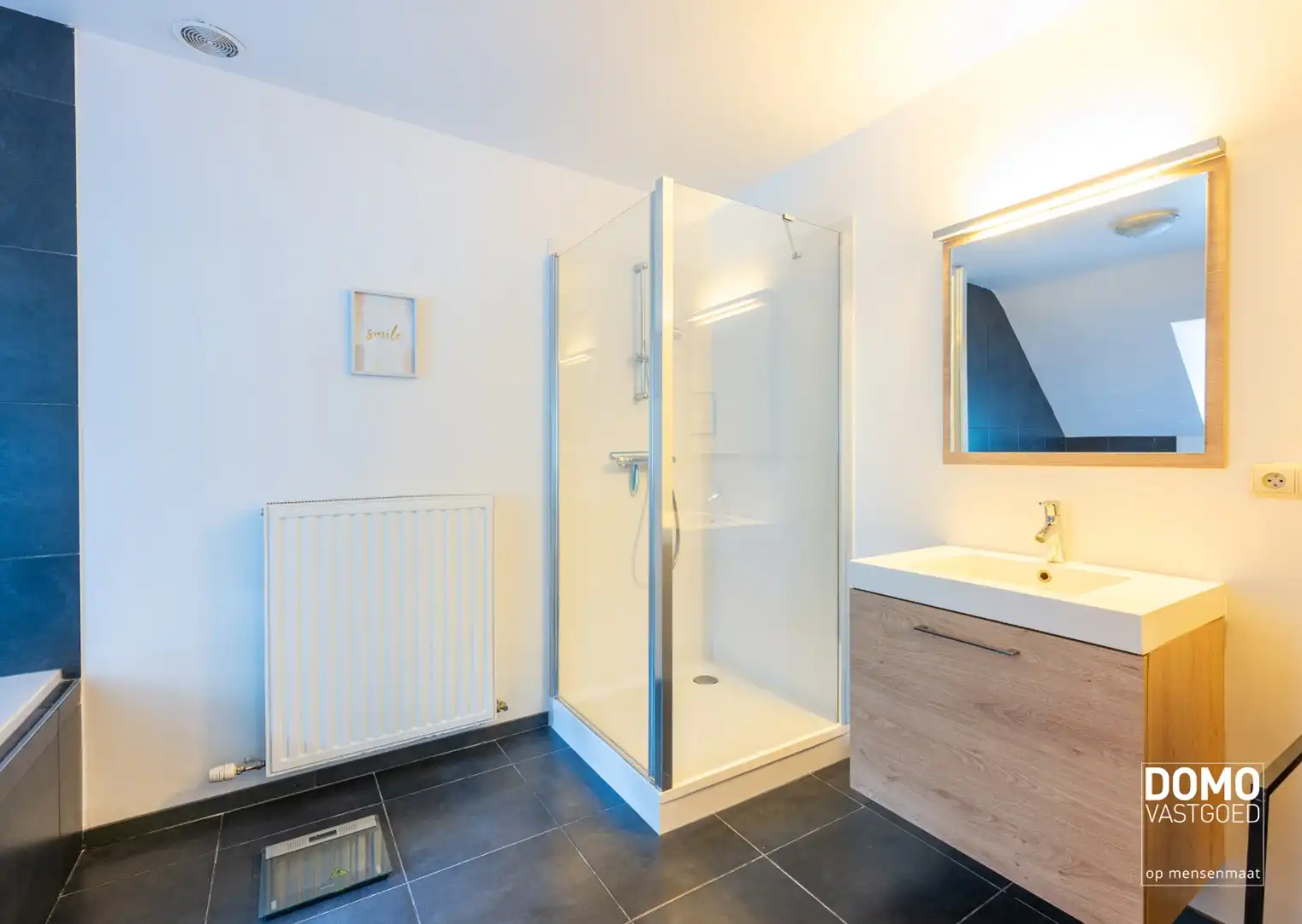 Landelijk wonen in stijl: instapklare pastorijwoning met prachtige tuin in Thiewinkel foto 12