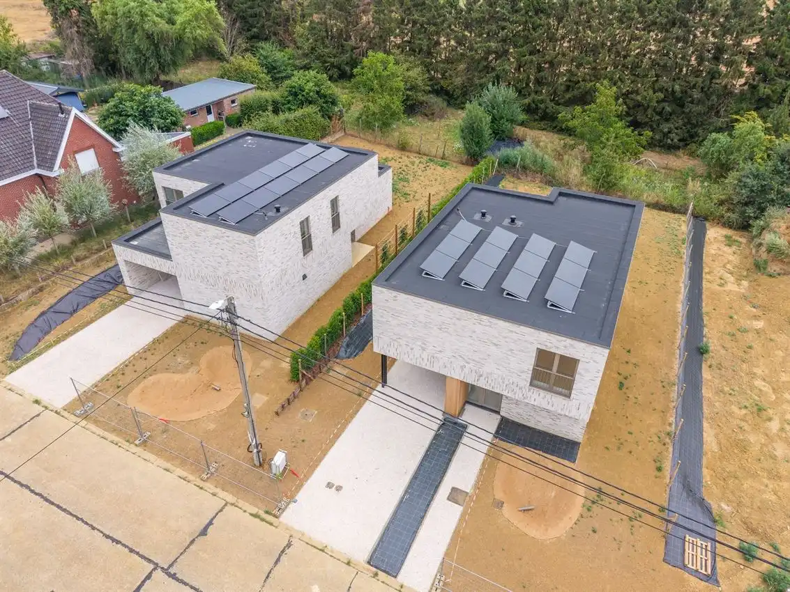 Instapklare nieuwbouwwoning met 4 slaapkamers, 2 badkamers en E-peil 9 foto 61