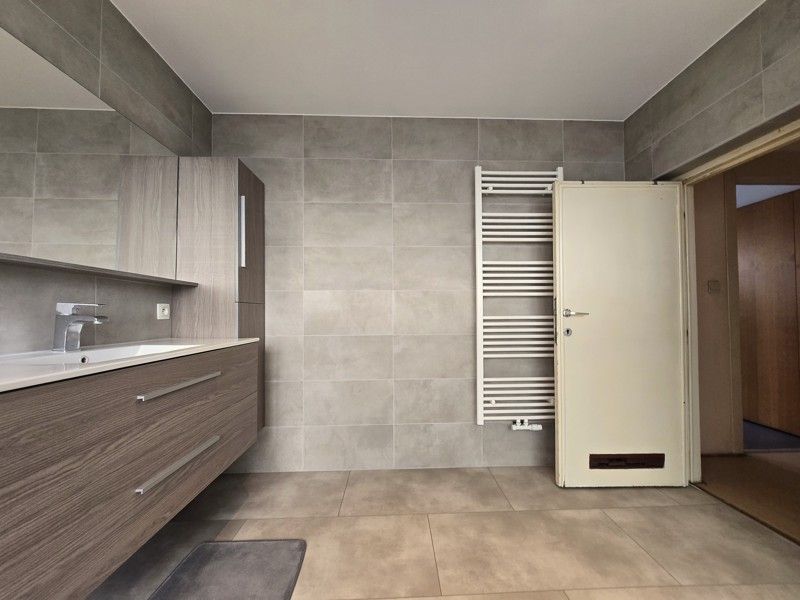 Ruime woning met tuin dichtbij het centrum van Machelen foto 11