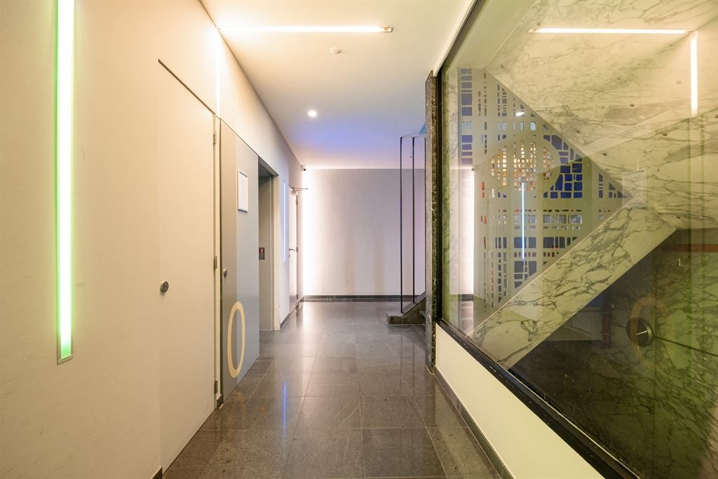 Duplex appartement met groot terras en autostaanplaats foto 15